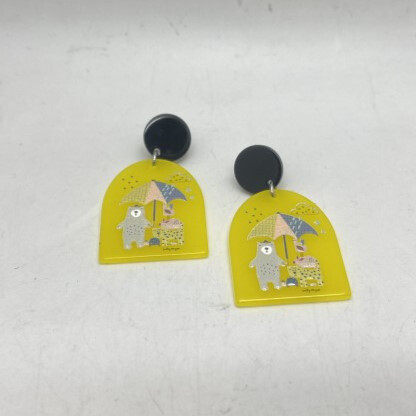 Wholesaler CLEDOR - Ear buckle with cute bear pattern