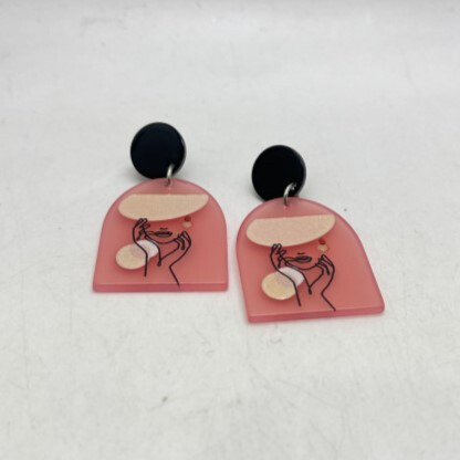 Wholesaler CLEDOR - Ear buckle with female face
