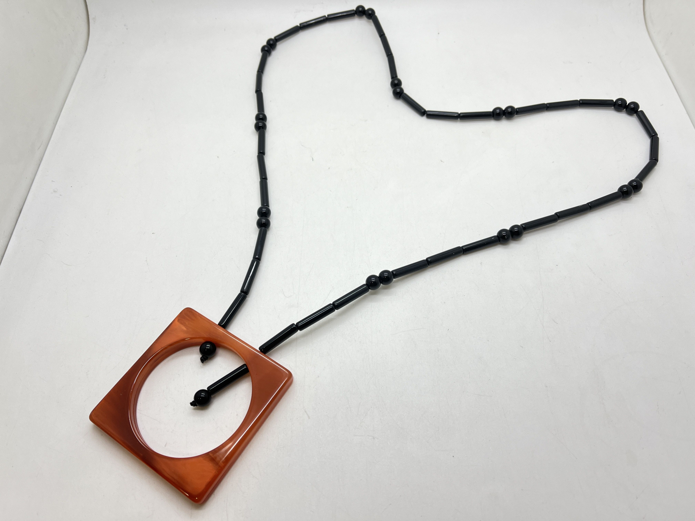 Mayorista CLEDOR - Collar - Cuadrado con centro hueco redondo