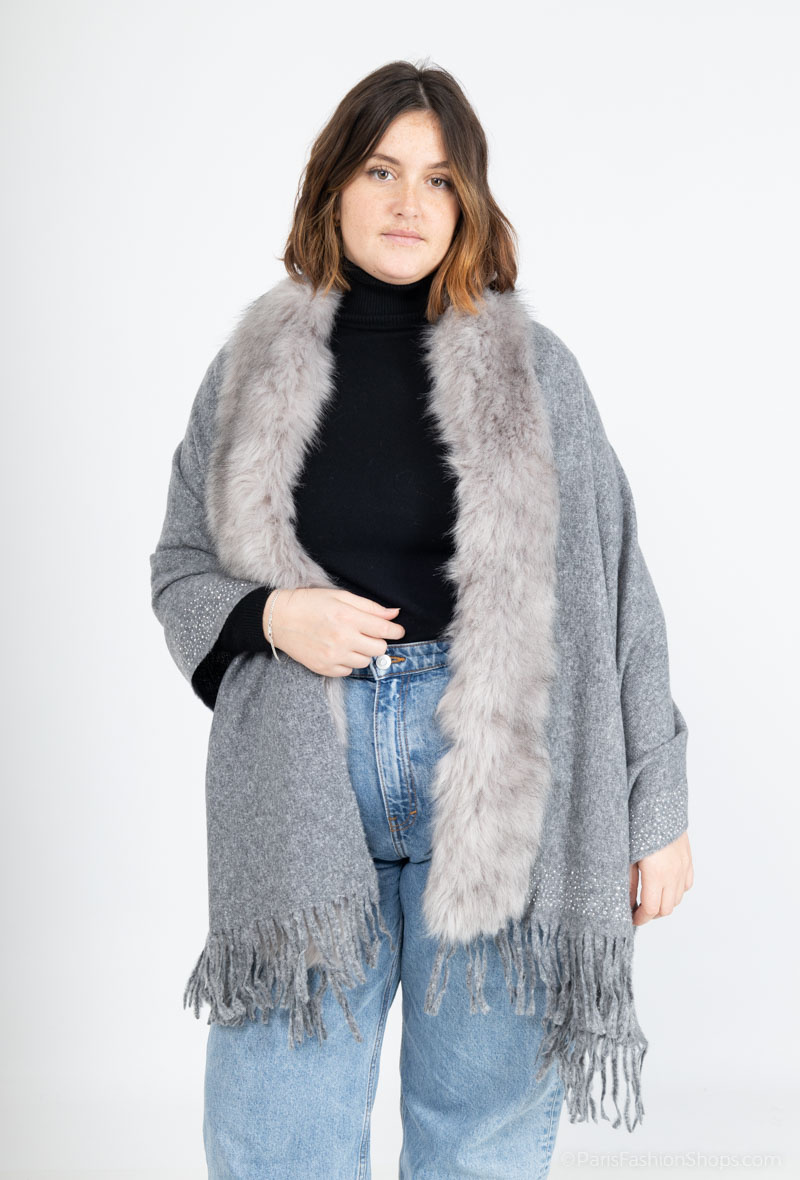 Wholesaler CMP55 - Poncho with fur