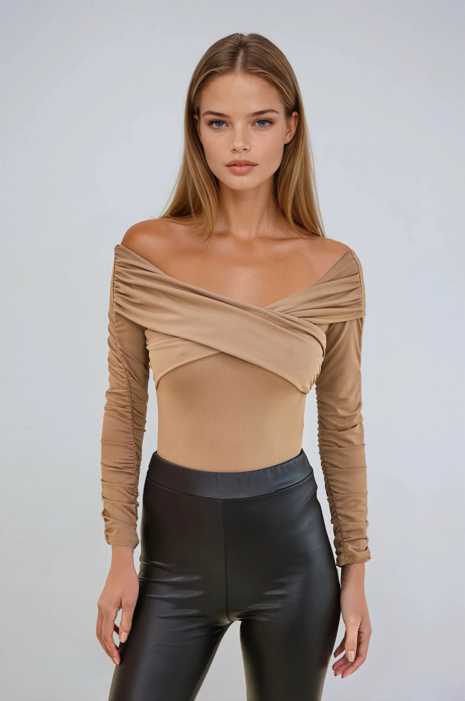 Wholesaler Copperose - bardot effect V-neck bodysuit