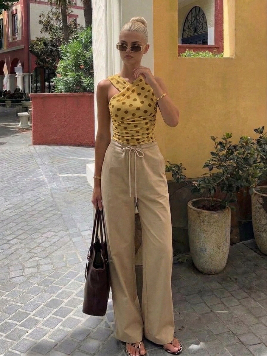 Großhändler Copperose - Asymmetrischer Drapierter Tüll-Body mit Punktmuster