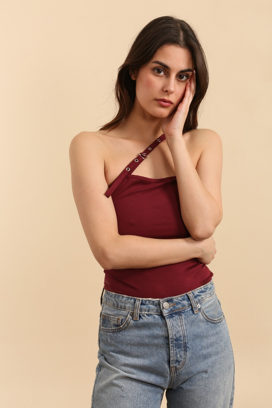 Grossista Copperose - Corpo più bustier con cinturino asimmetrico