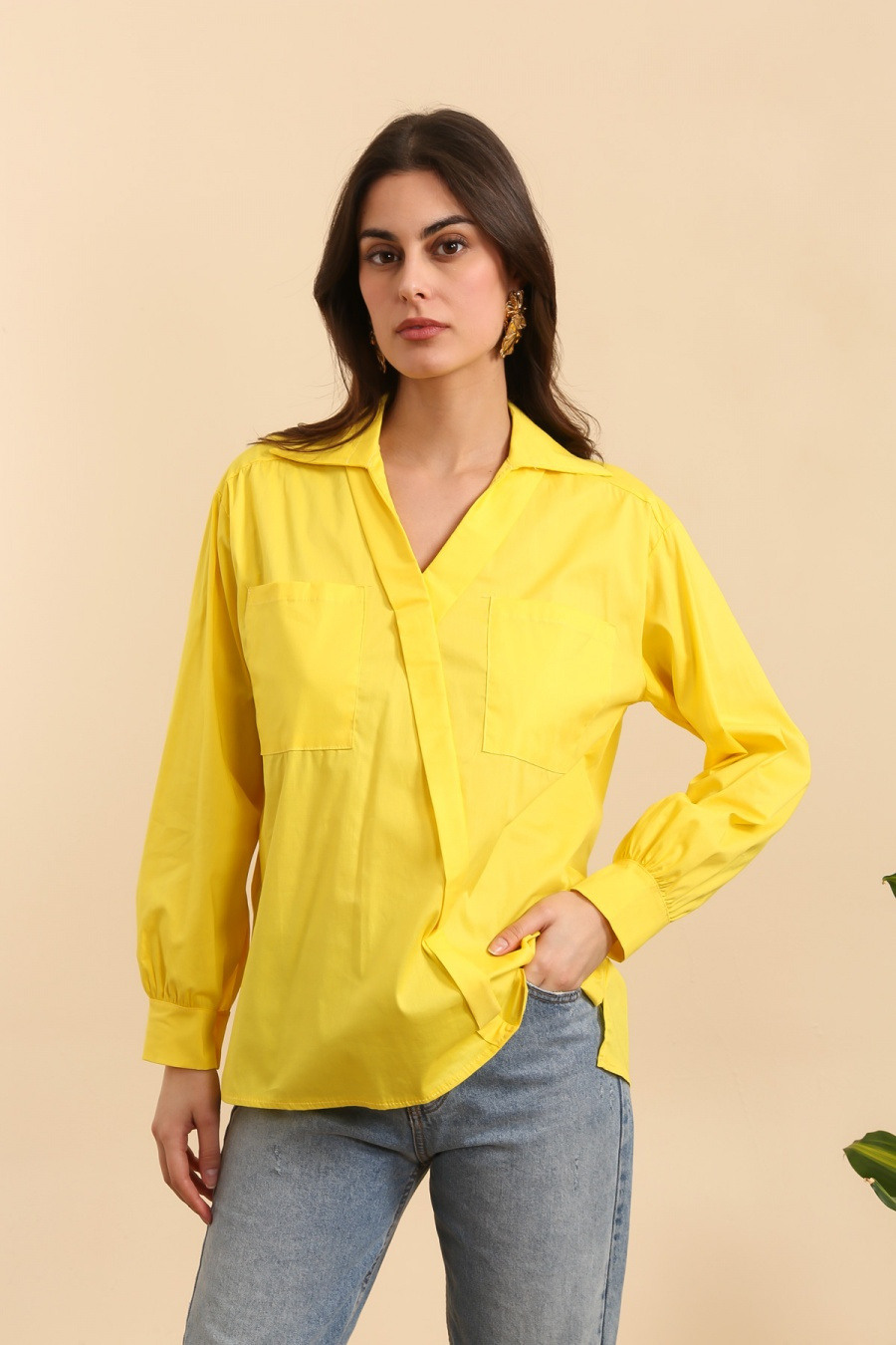 Großhändler Copperose Outlet - V -Neck -Hemd
