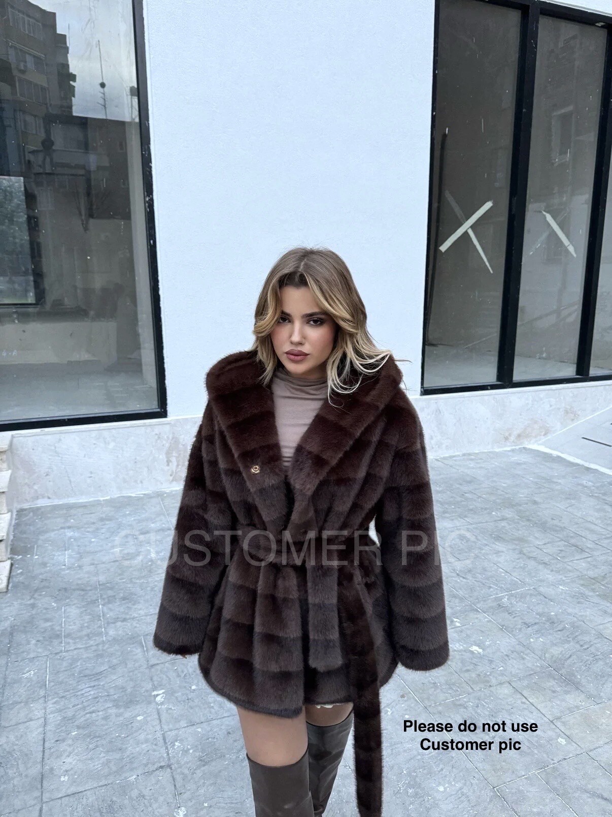 Wholesaler Copperose - HOODED FAUX FUR COAT