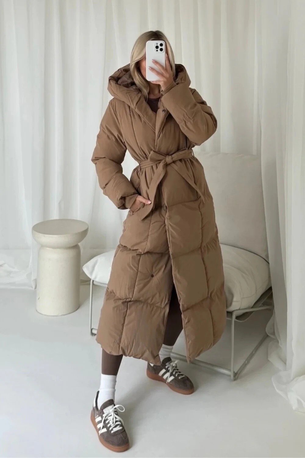 Wholesaler Copperose - Long quilted puffer coat with hood and belt