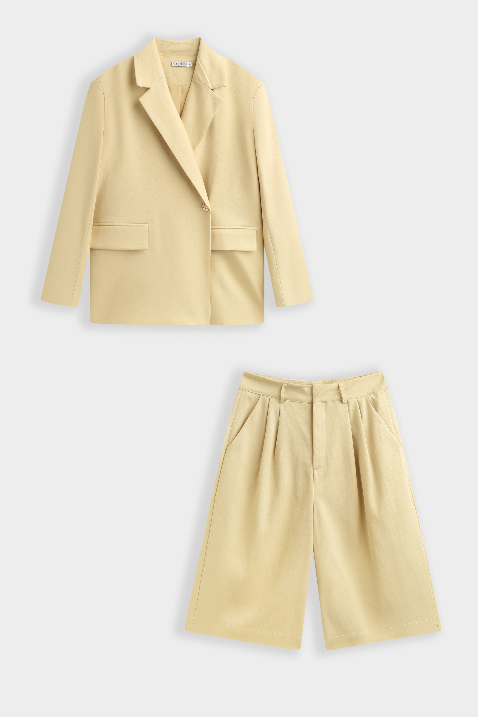 Wholesaler Copperose - Asymmetrical closure blazer set with bermuda shorts