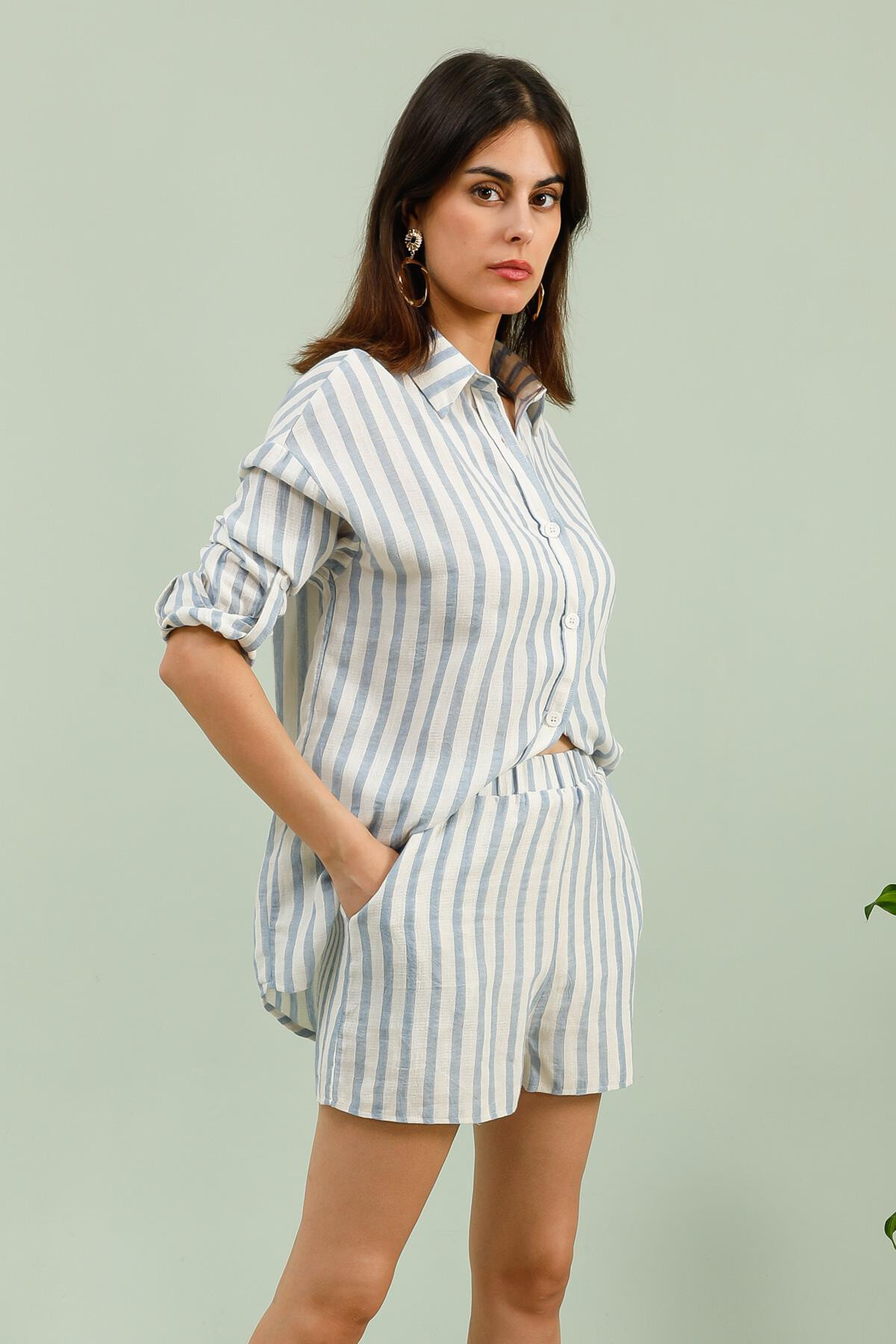 Großhändler Copperose - Hemd und gestreiftes Shorts-Set