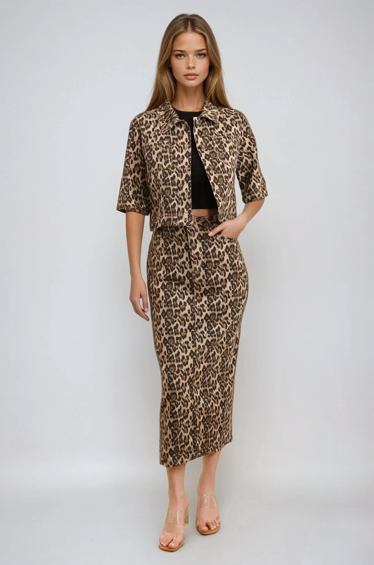 Grossiste Copperose - Ensemble veste et jupe en denim délavé à imprimé animalier