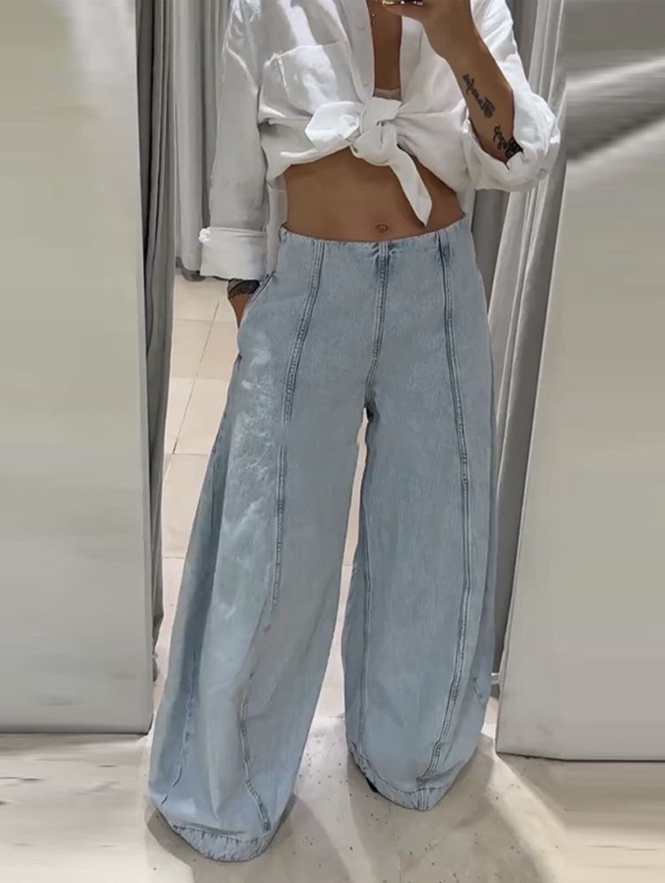 Grossiste Copperose - JEAN BARREL TAILLE HAUTE À DÉTAILS COUTURES