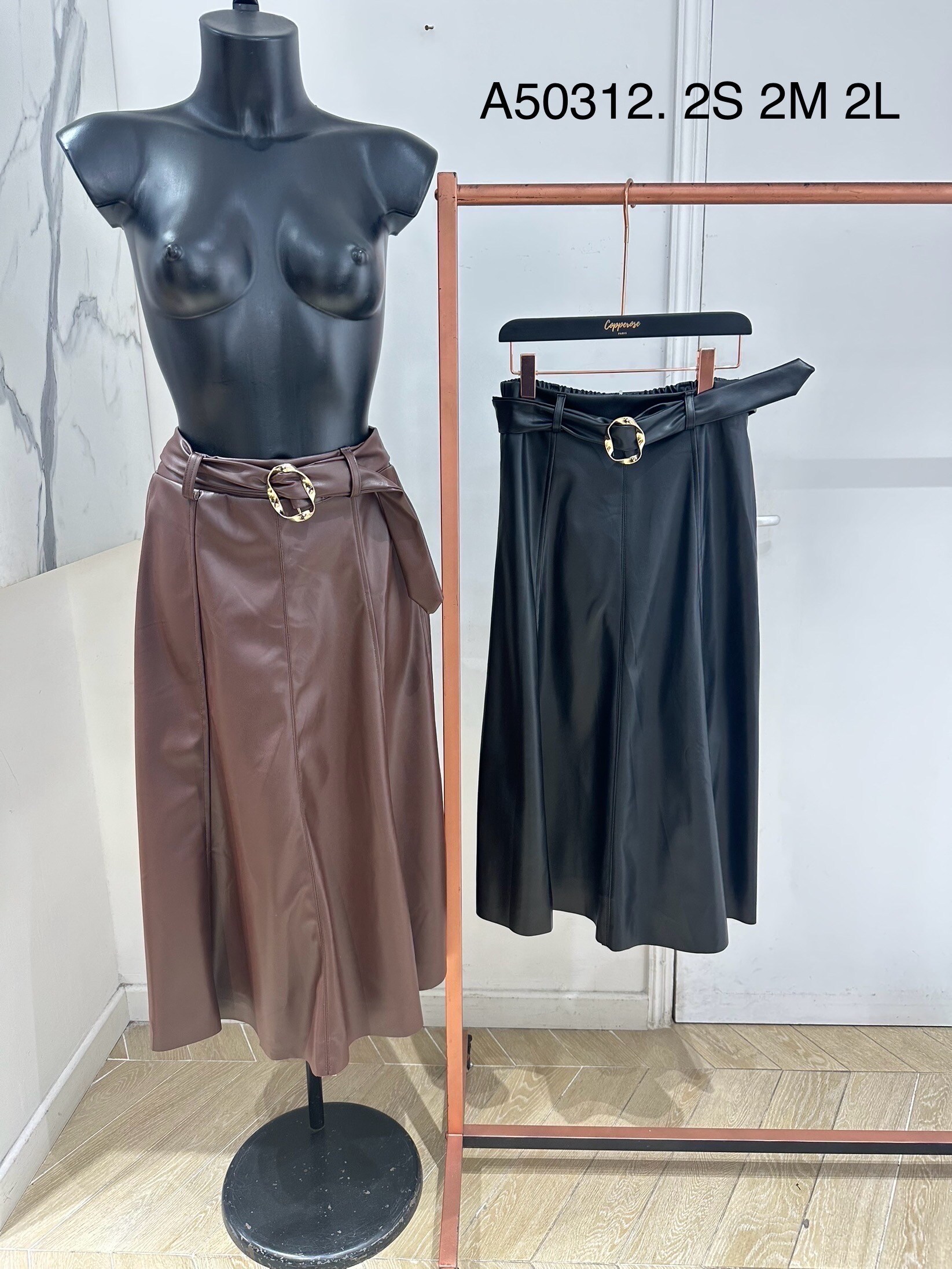 Mayorista Copperose - FALDA MIDI DE POLIPIEL CON CINTURÓN