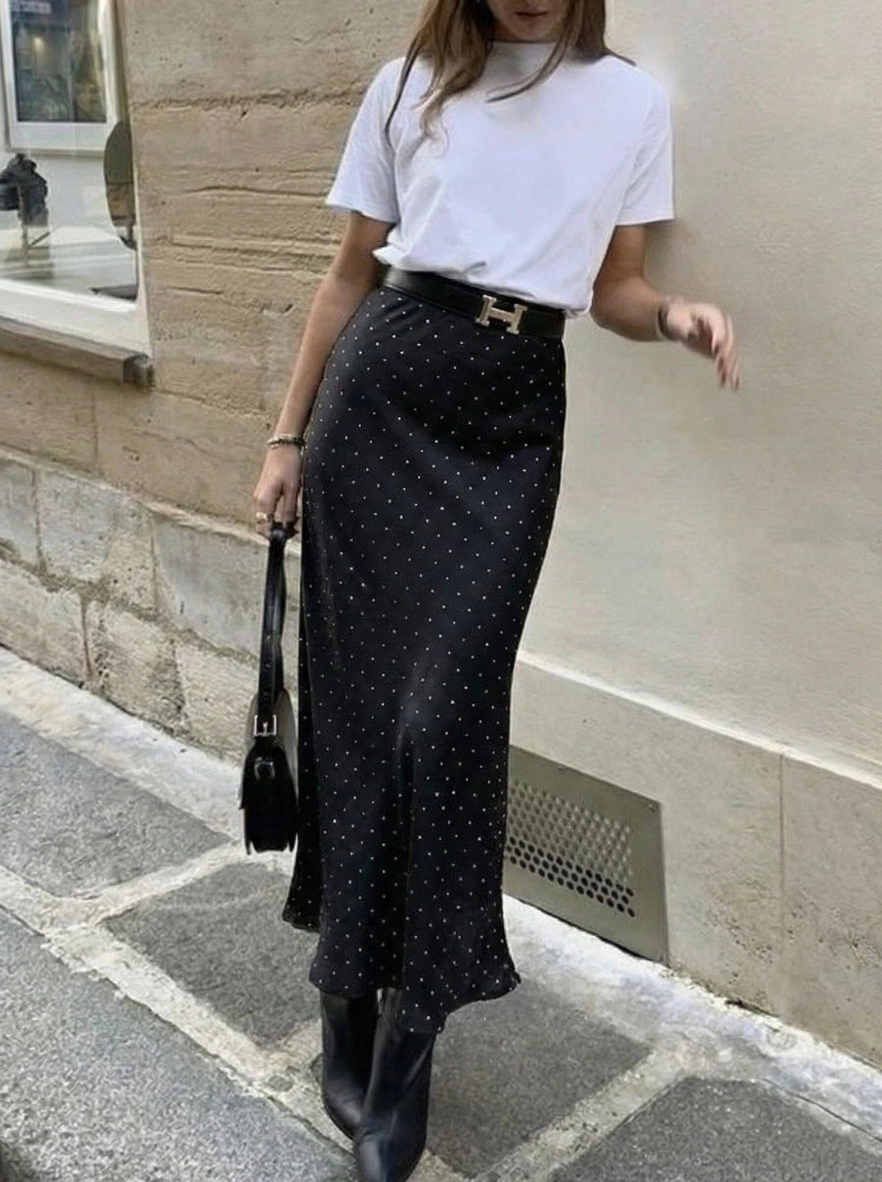 Grossiste Copperose - JUPE MIDI SATINÉE À STRASS
