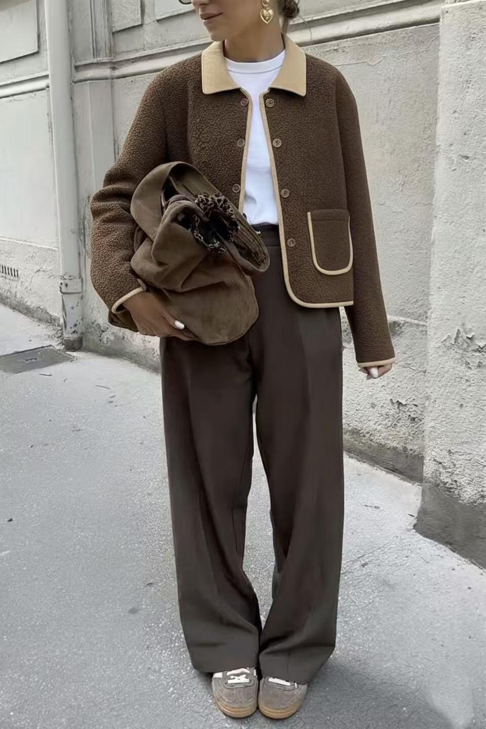 Grossiste Copperose - Veste courte en tissu bouclé et col en velours côtelé
