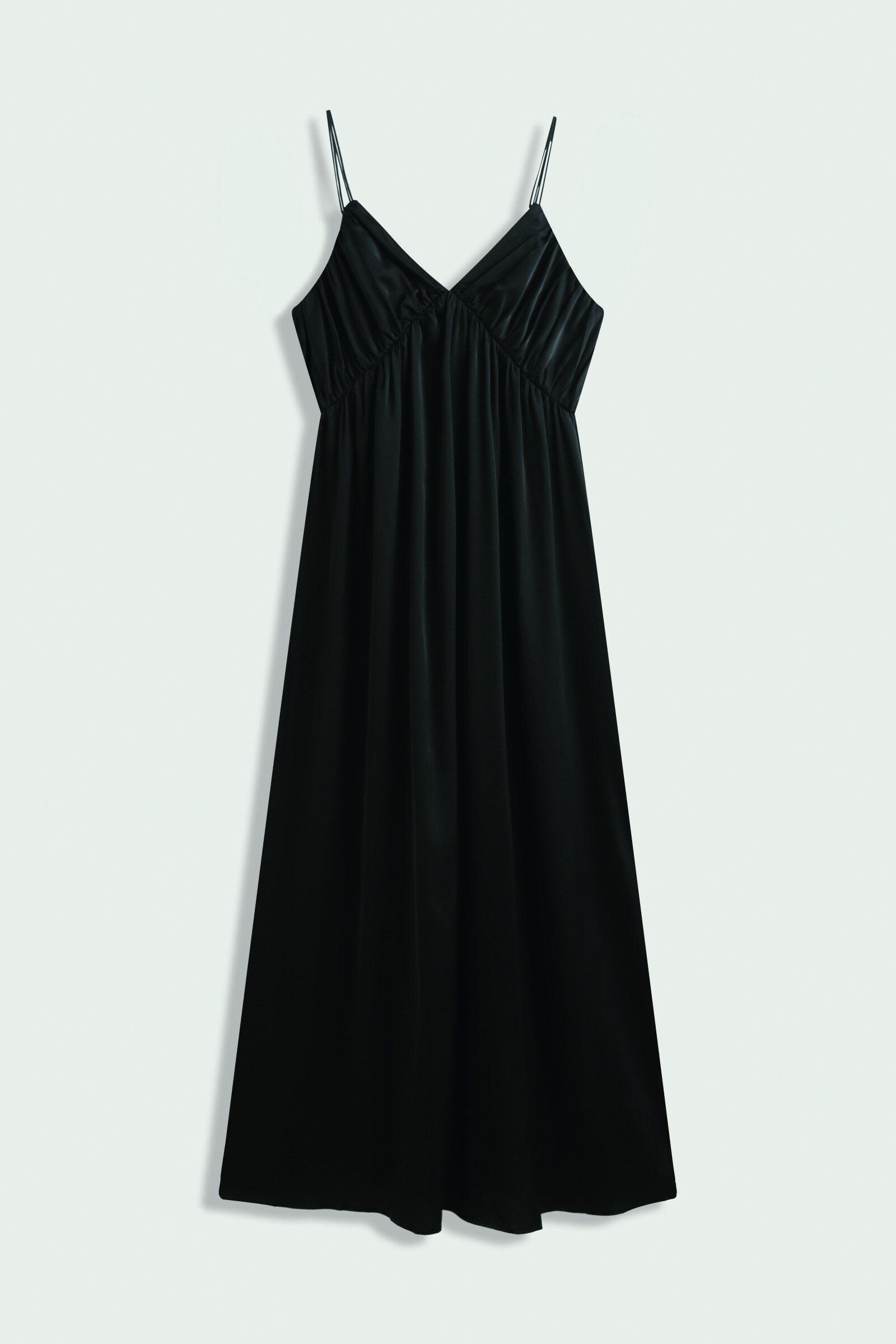 Wholesaler Copperose - Long satin dress with thin straps