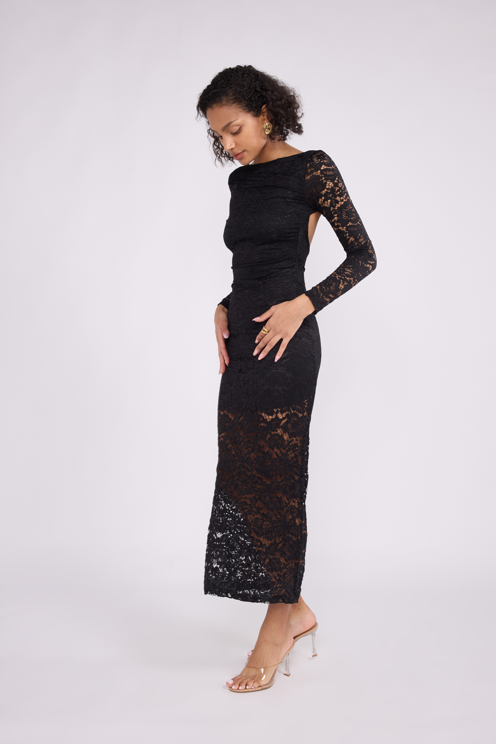Grossiste Copperose - Robe longue en dentelle dos nu