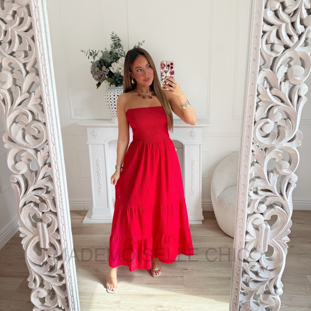 Grossiste Copperose - Robe longue bustier en broderie anglaise smockée