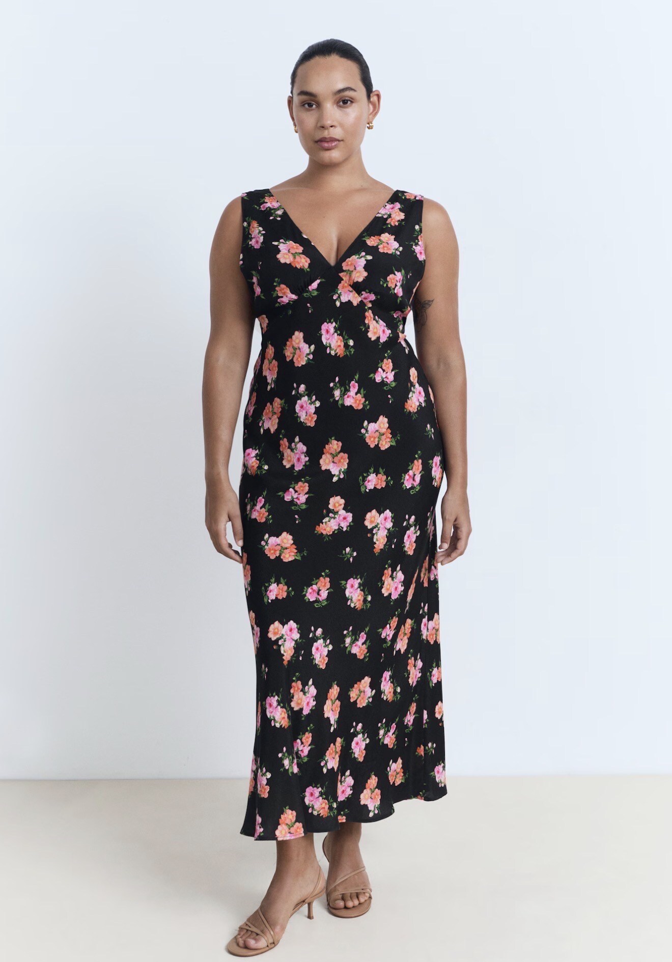 Grossiste Copperose - ROBE LONGUE À MOTIF FLORAL