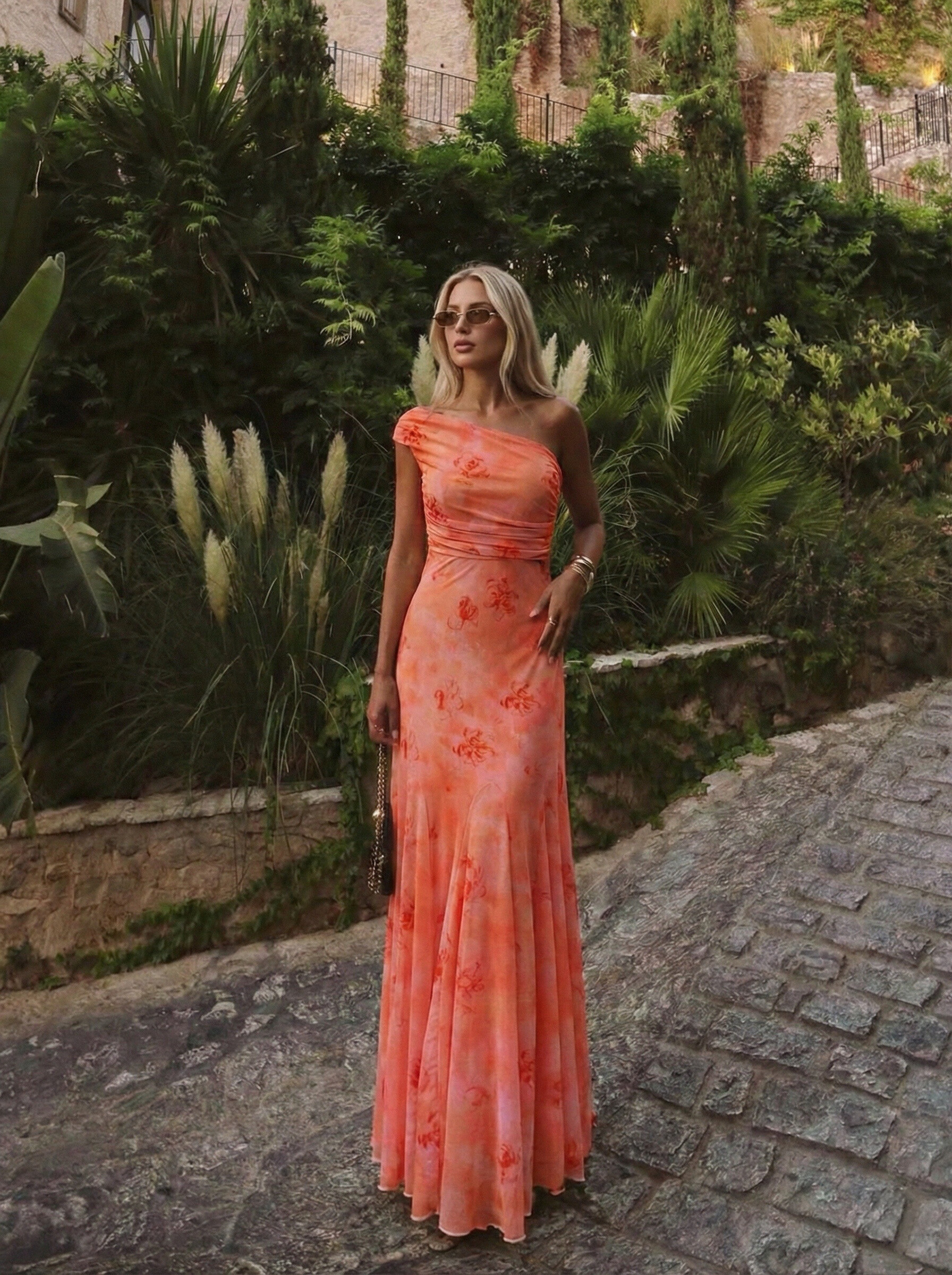 Grossiste Copperose - ROBE LONGUE ASYMÉTRIQUE À GODETS