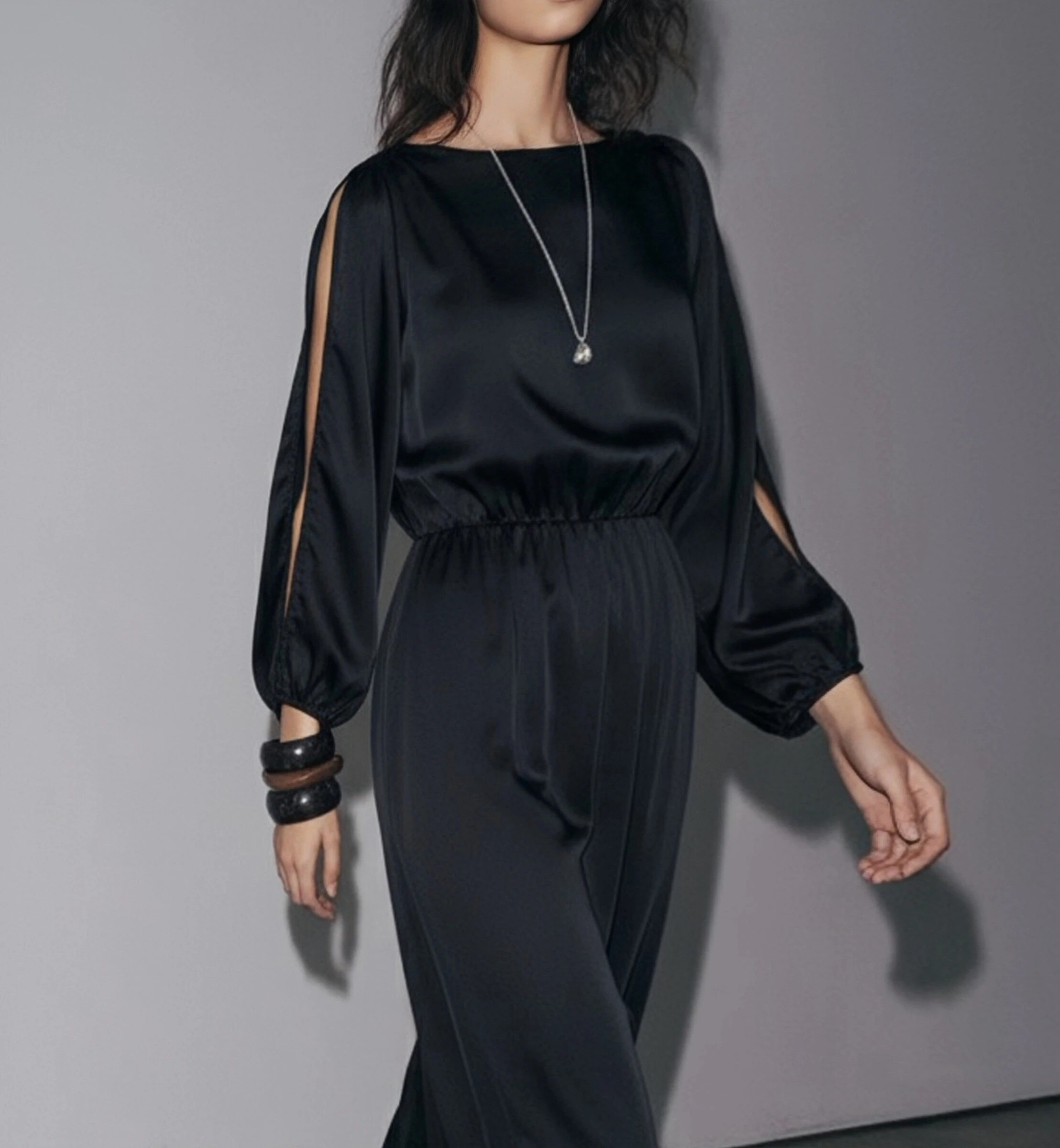 Mayorista Copperose - VESTIDO LARGO DE SATÉN CON MANGAS ABIERTAS