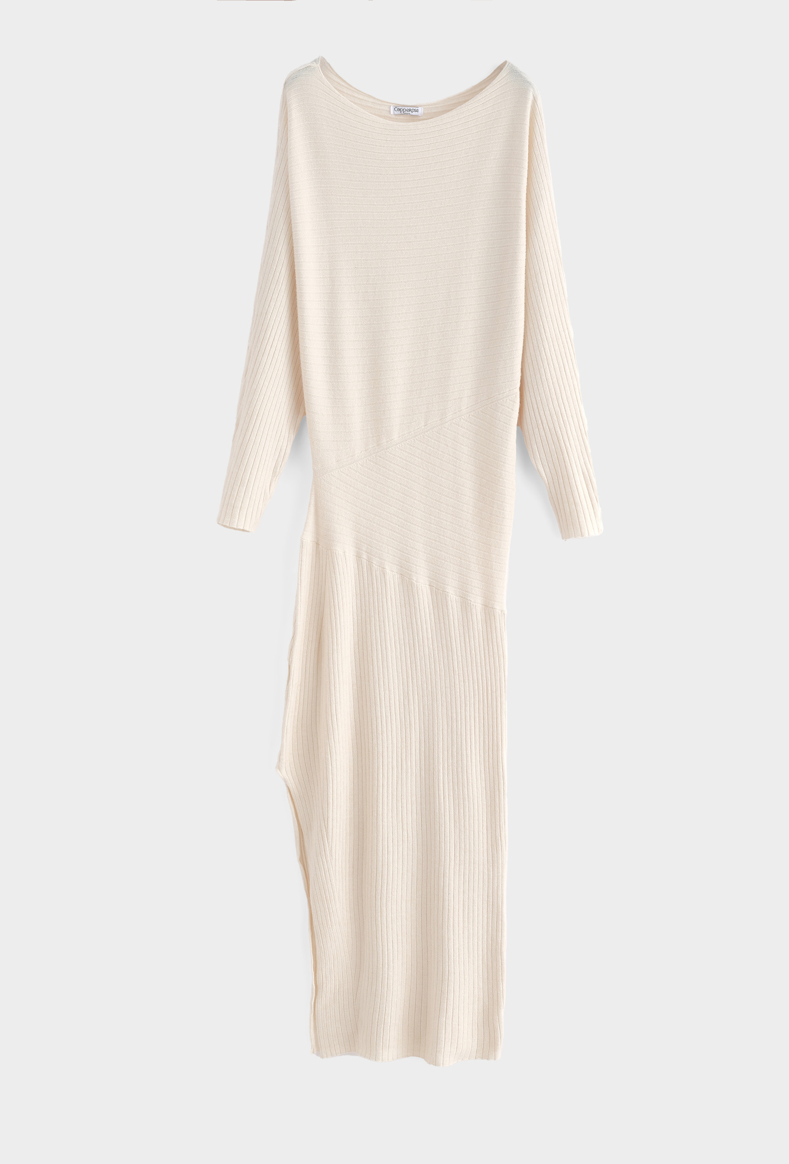 Grossiste Copperose - ROBE LONGUE EN MAILLE CÔTELEE A ENCOLURE ASYMETRIQUE