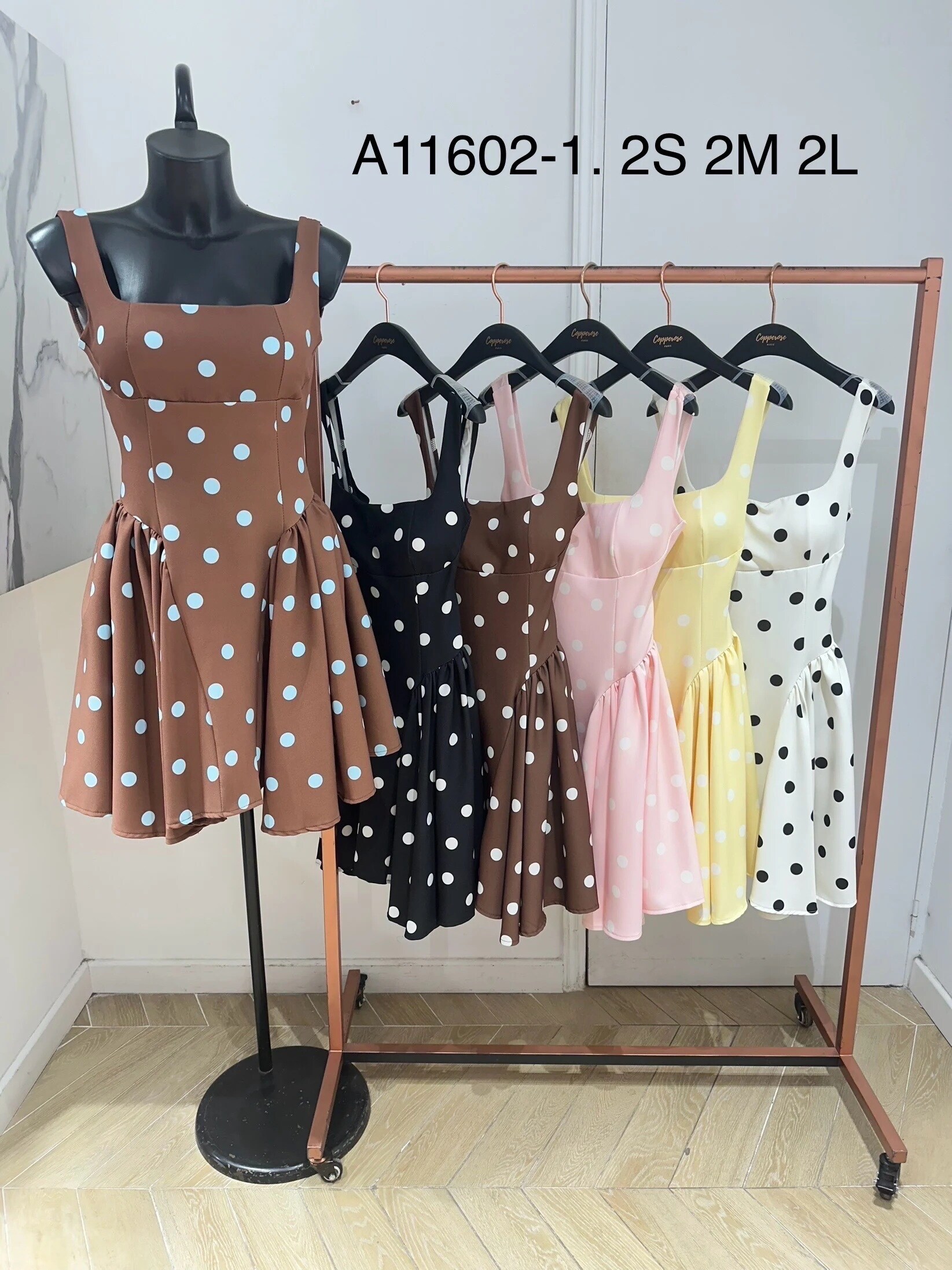 Wholesaler Copperose - Short polka dot dress with bow at the back