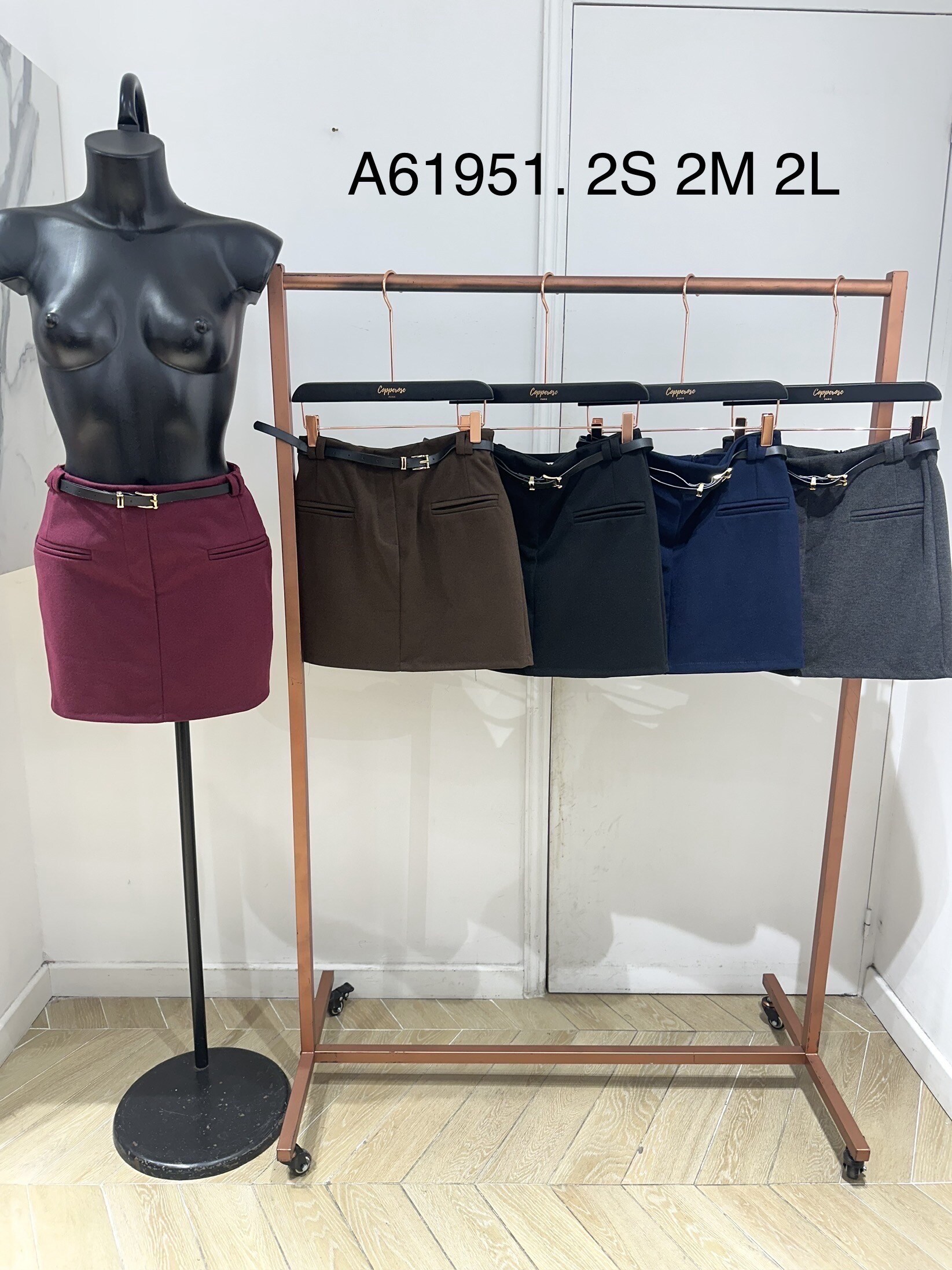 Großhändler Copperose - Skort mit Gürtel