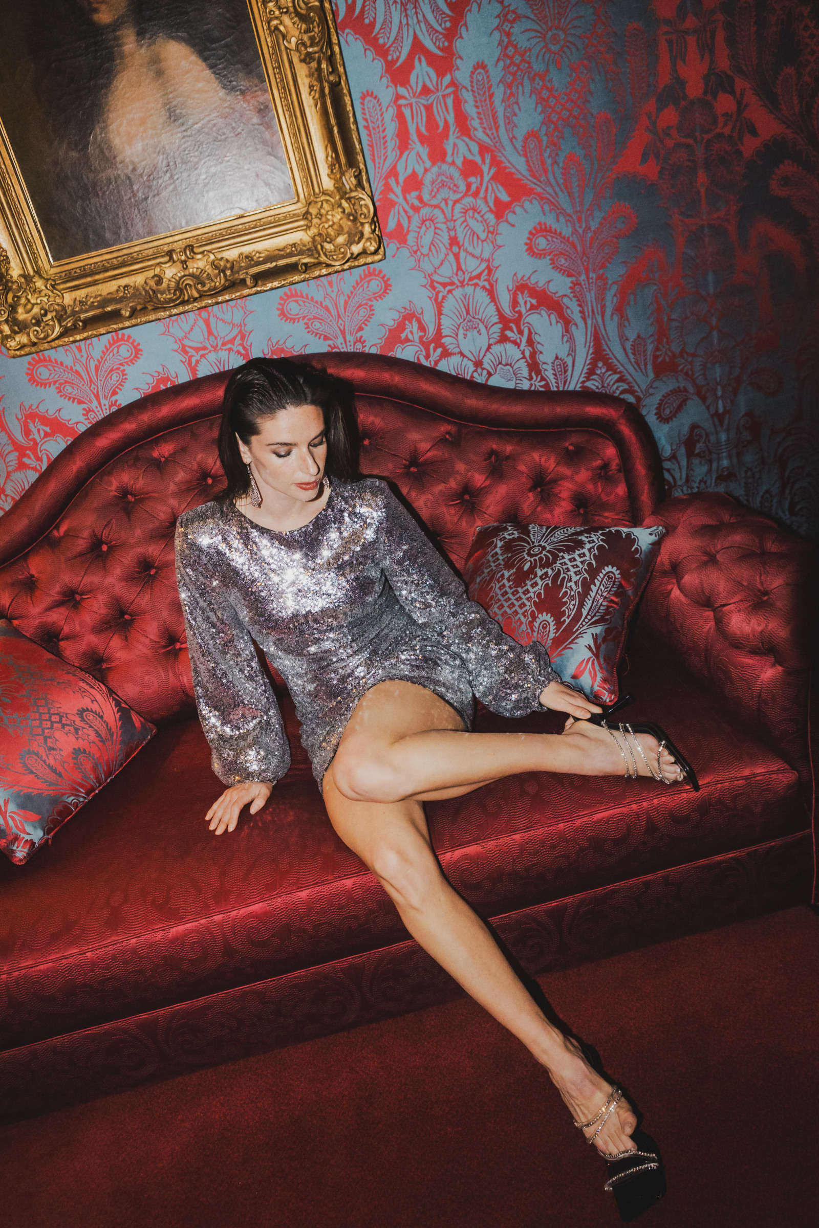 Wholesaler Copperose - Short sequined dress with shoulder pads
