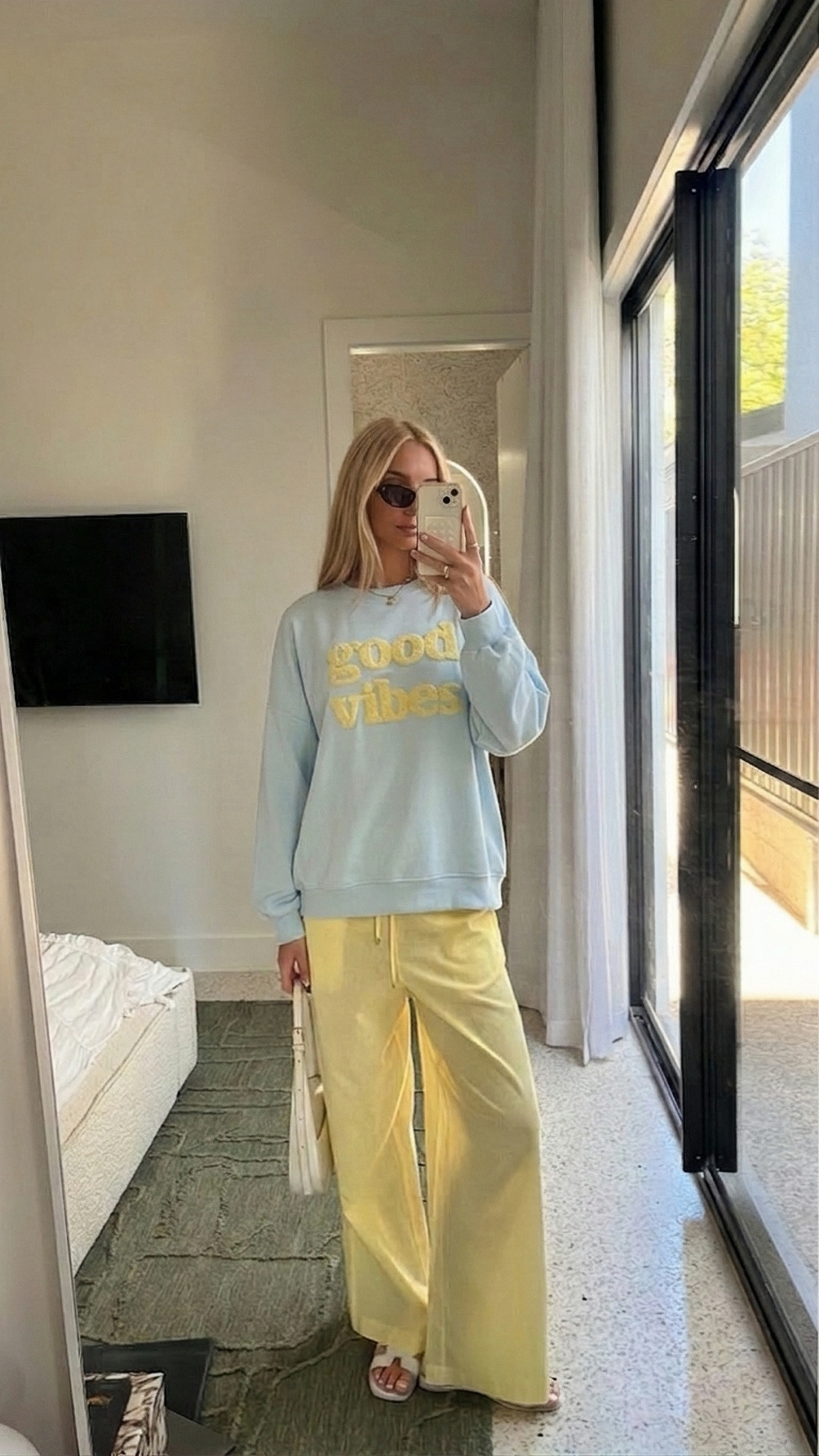 Wholesaler Copperose - OVERSIZED SWEATSHIRT GOOD VIBES