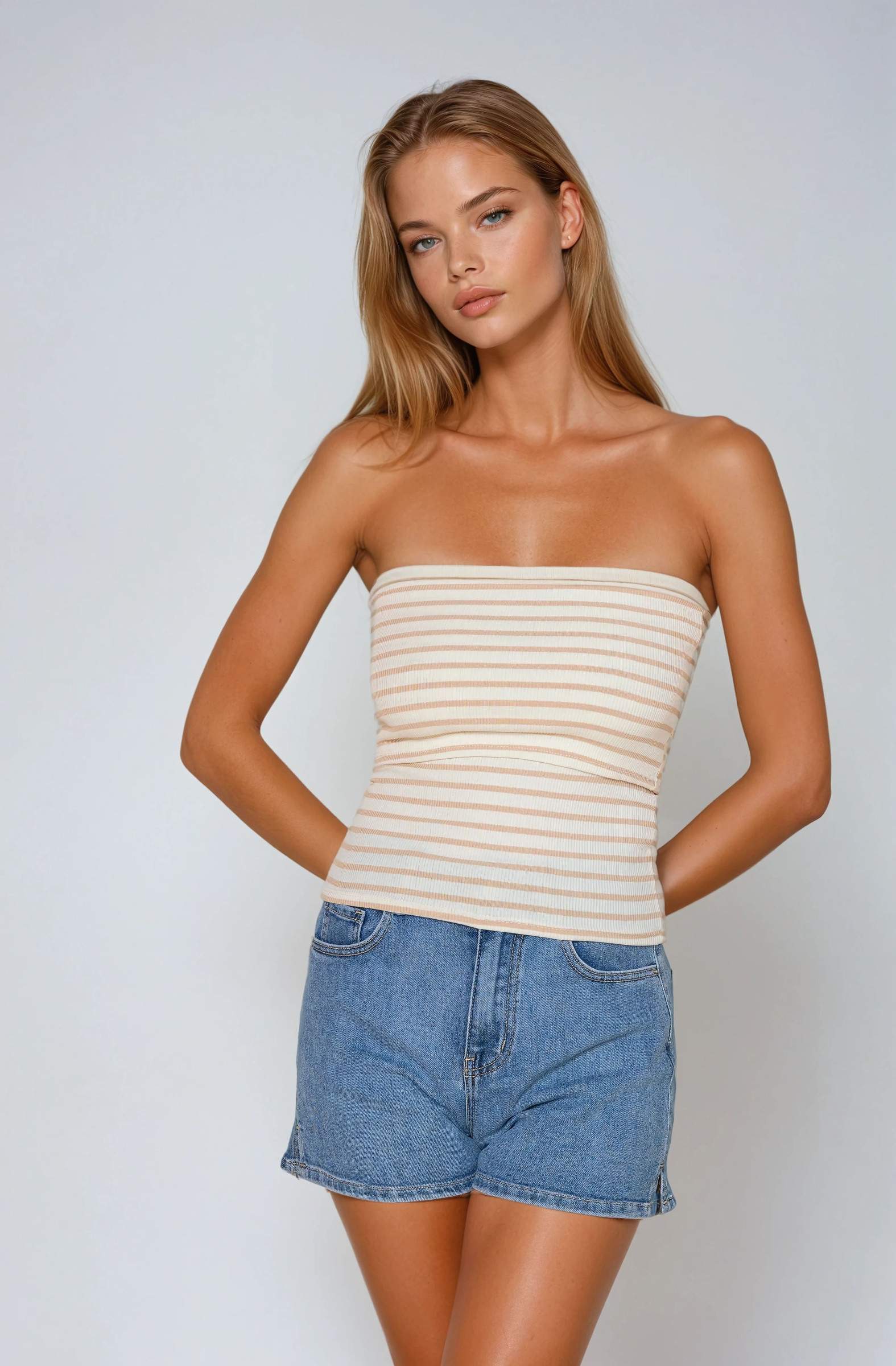 Mayorista Copperose Outlet - Top corto sin tirantes de punto fino a rayas