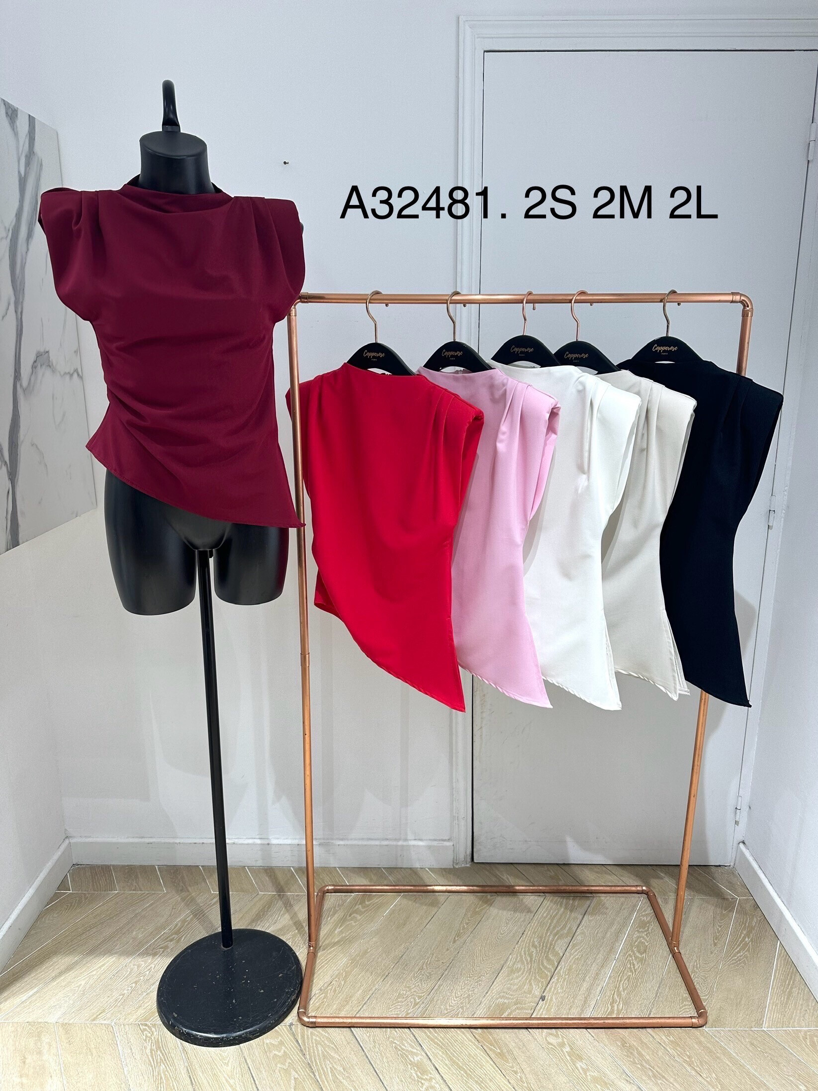 Großhändler Copperose - Top mit asymmetrischem Saum einkaufen