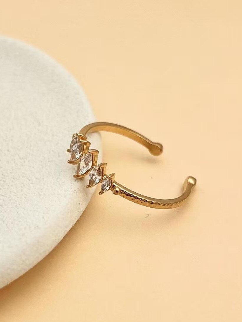 Mayorista COSMOS - Anillo ajustable dorado de acero inoxidable con cristales