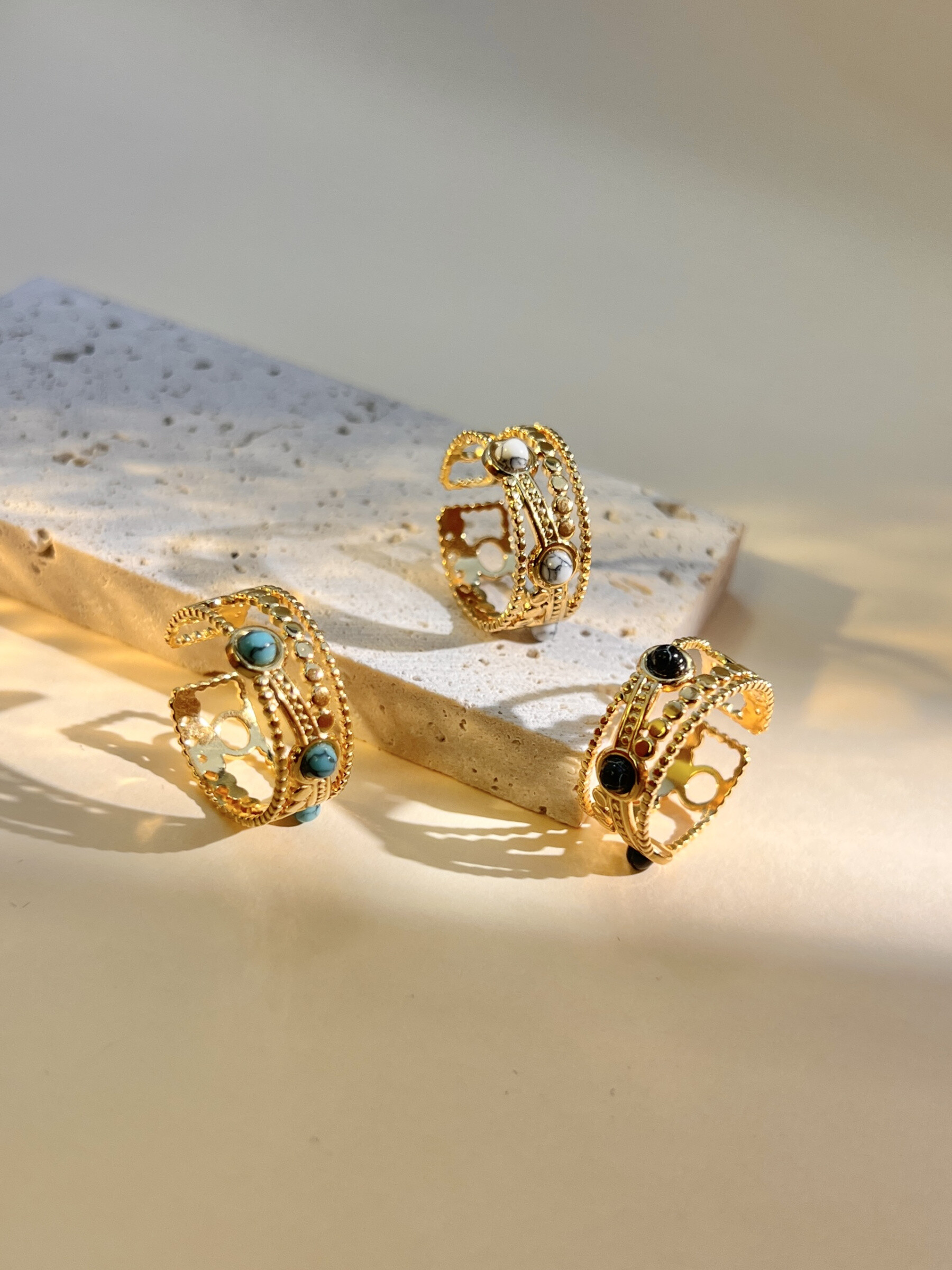 Grossiste COSMOS - Bague en pierre  réglable en acier inoxydable