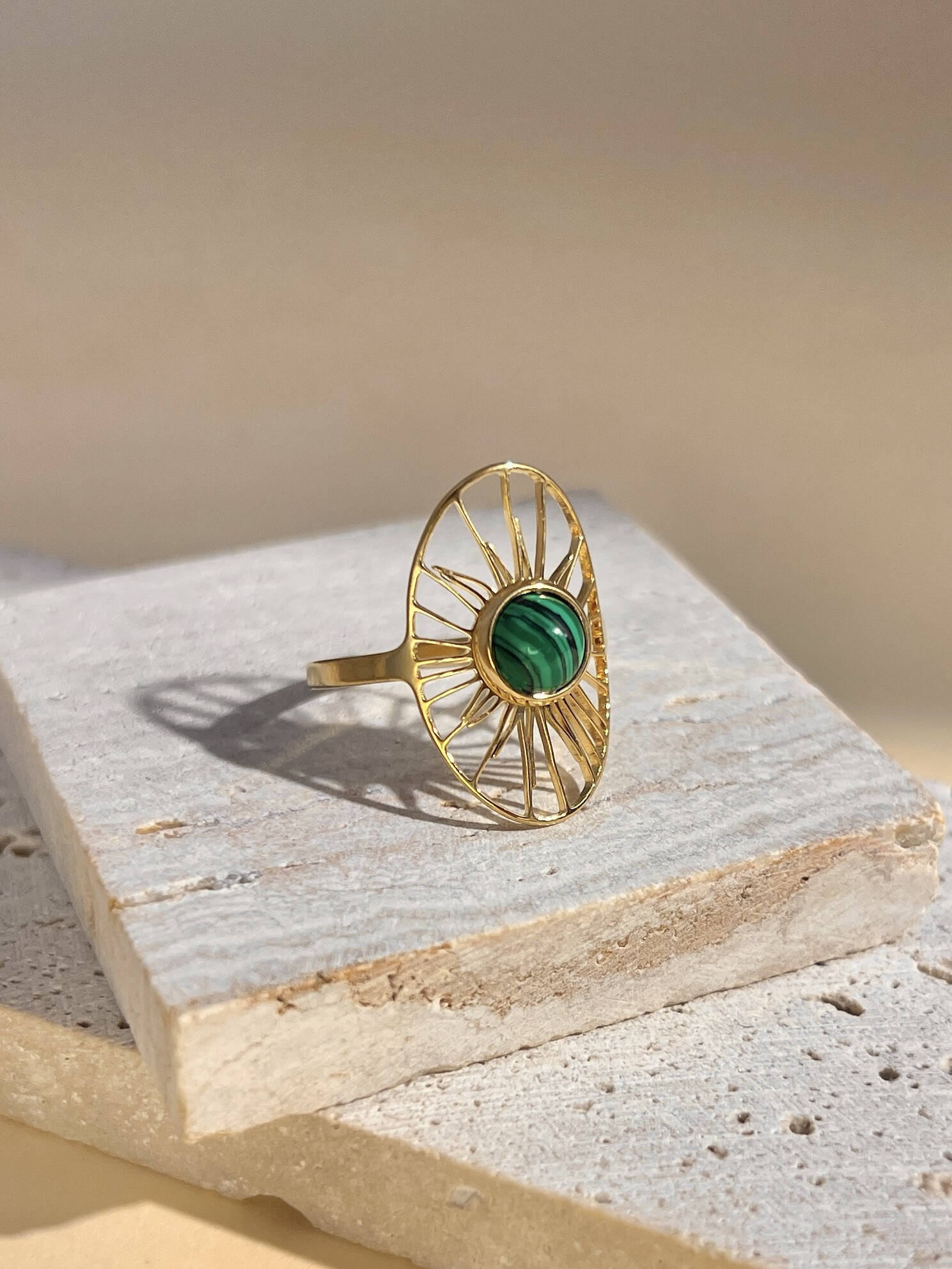 Wholesaler COSMOS - Adjustable oval stainless steel ring with sun and stone motif