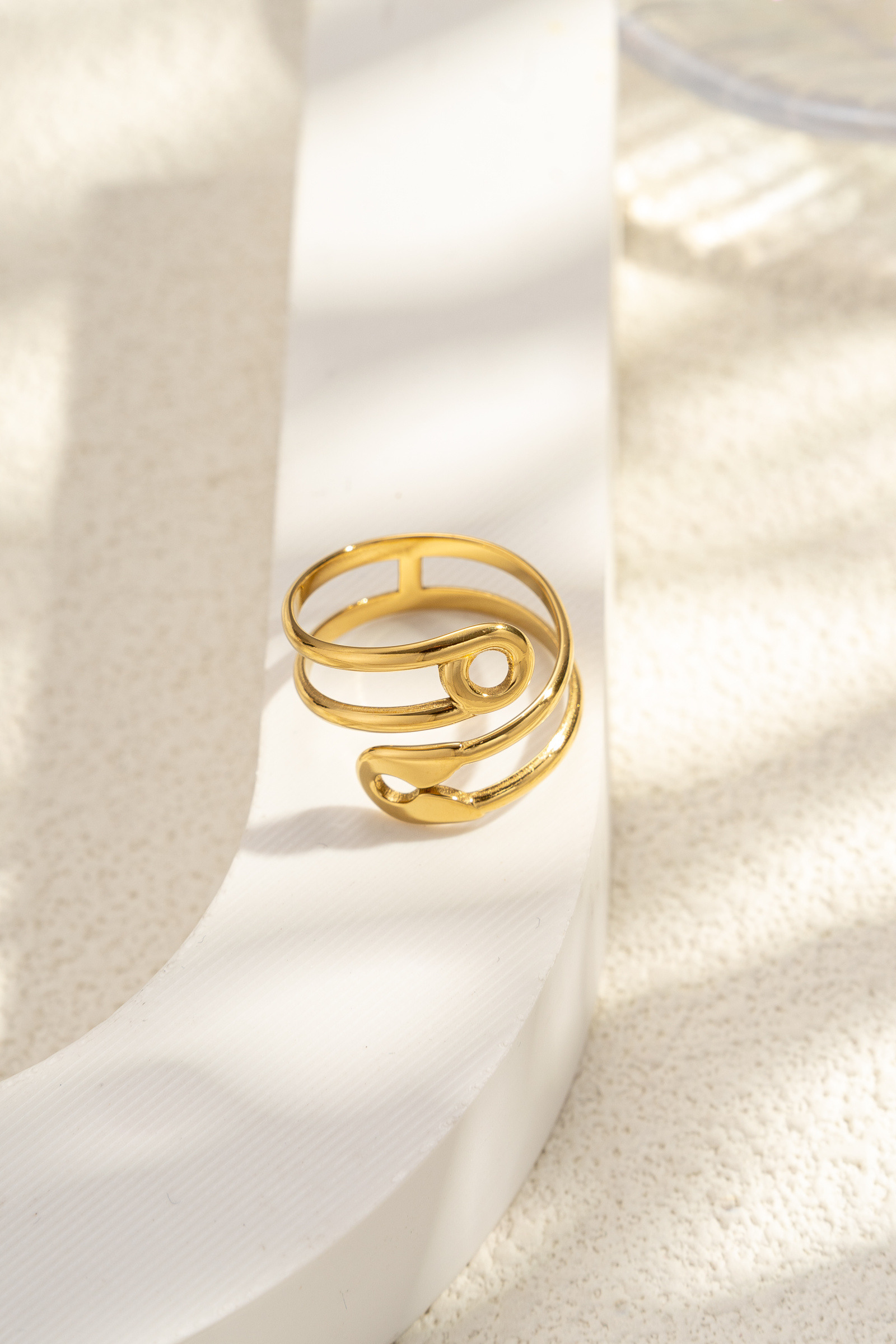 Grossiste COSMOS - Bague épingle design ouvert acier inoxydable doré argenté moderne élégante