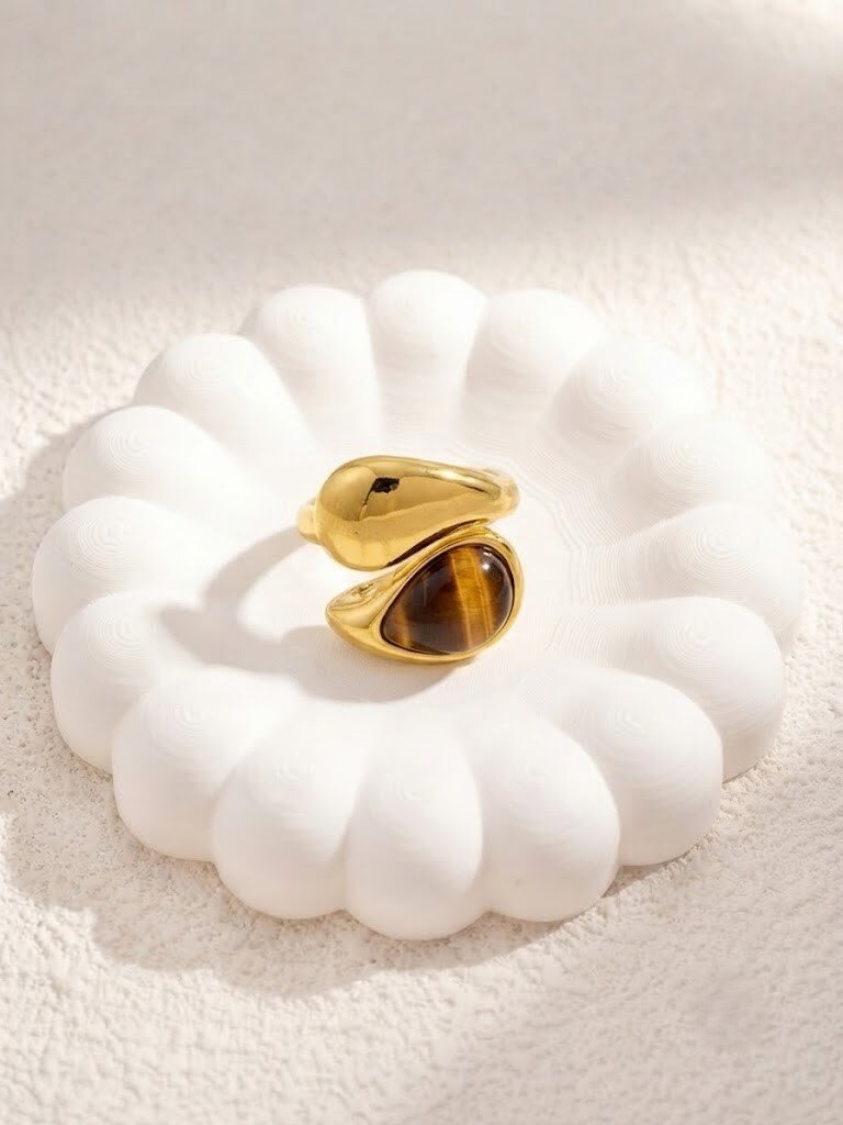 Grossiste COSMOS - Bague œil de tigre pierre naturelle acier inoxydable doré ajustable élégante chic