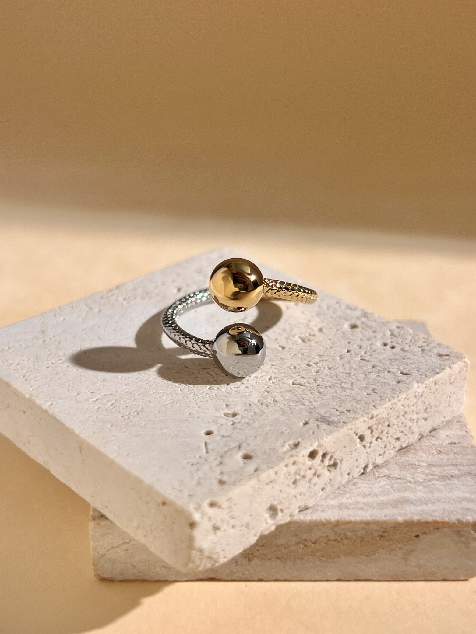 Großhändler COSMOS - Verstellbarer Ring 2 Kugel - Geflochtener Edelstahl und Minimalistisch