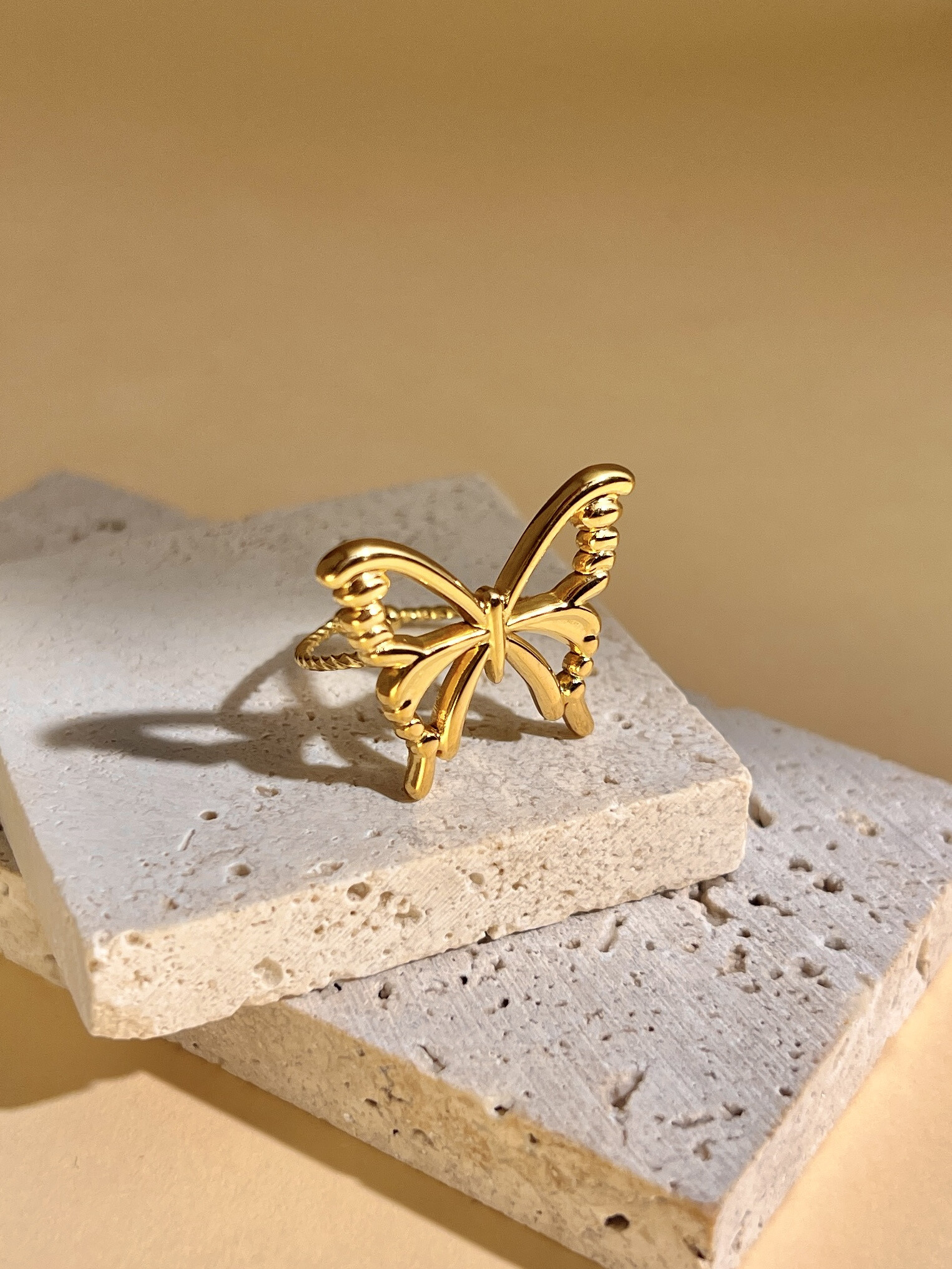 Wholesaler COSMOS - Adjustable Stainless Steel Butterfly Ring Free Elegance