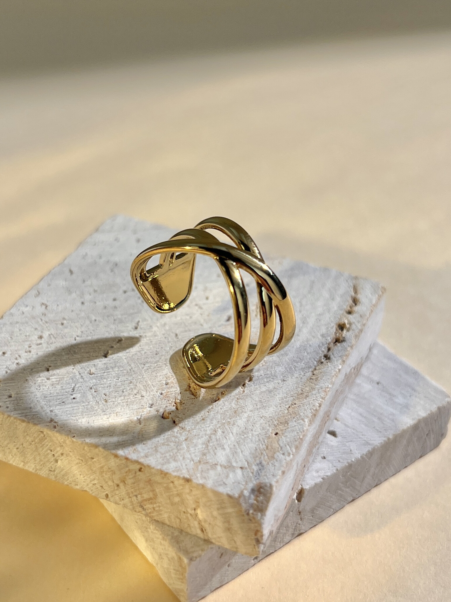 Grossiste COSMOS - Bague 3 rangs croisée en acier inoxydable