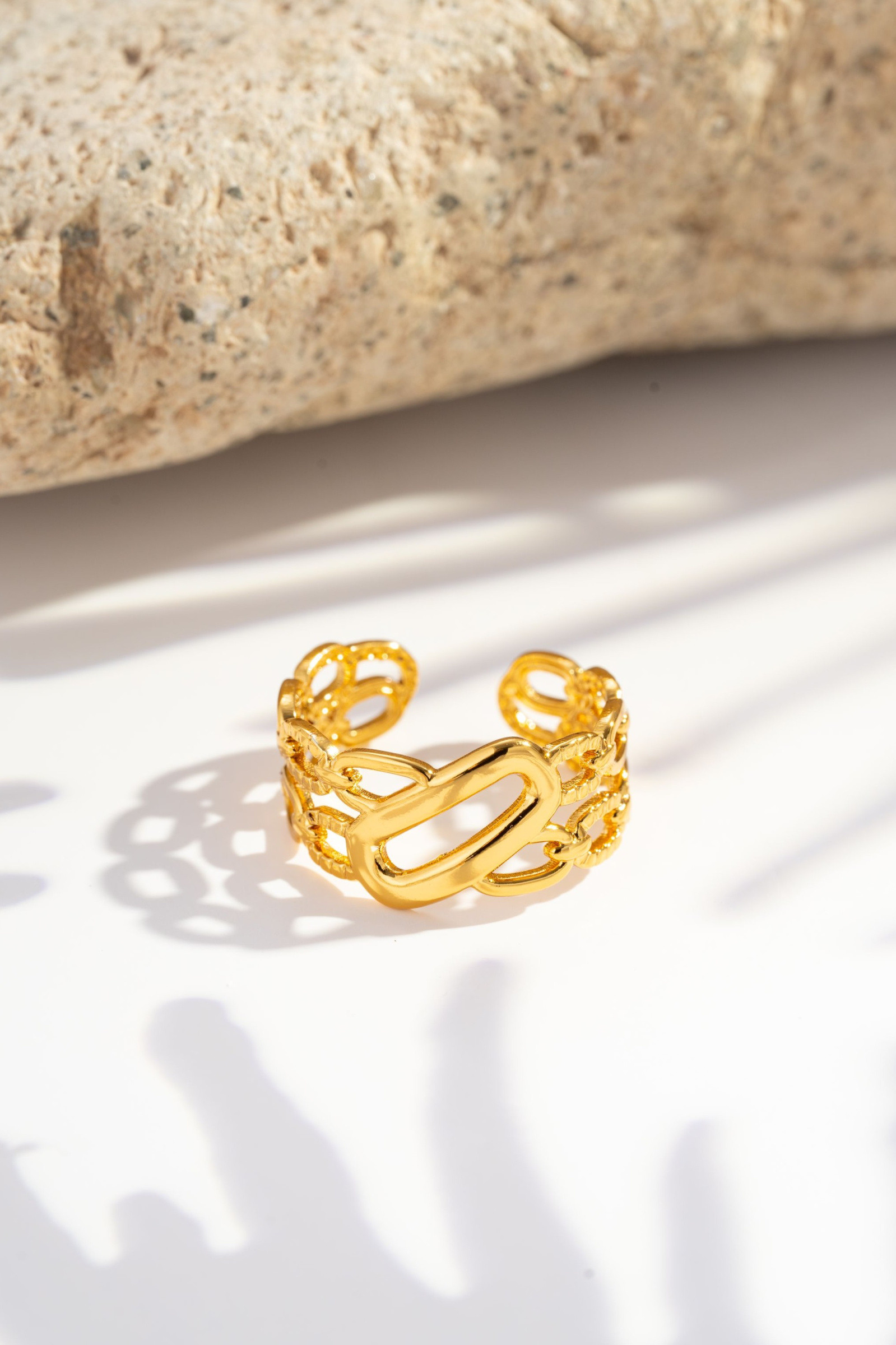 Wholesaler COSMOS - Gold-plated stainless steel ring with open links, structured design, modern chic elegance