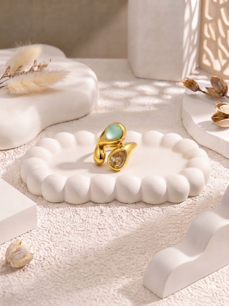 Grossiste COSMOS - Bague pierres colorées œil de chat acier inoxydable doré élégante moderne ajustable chic