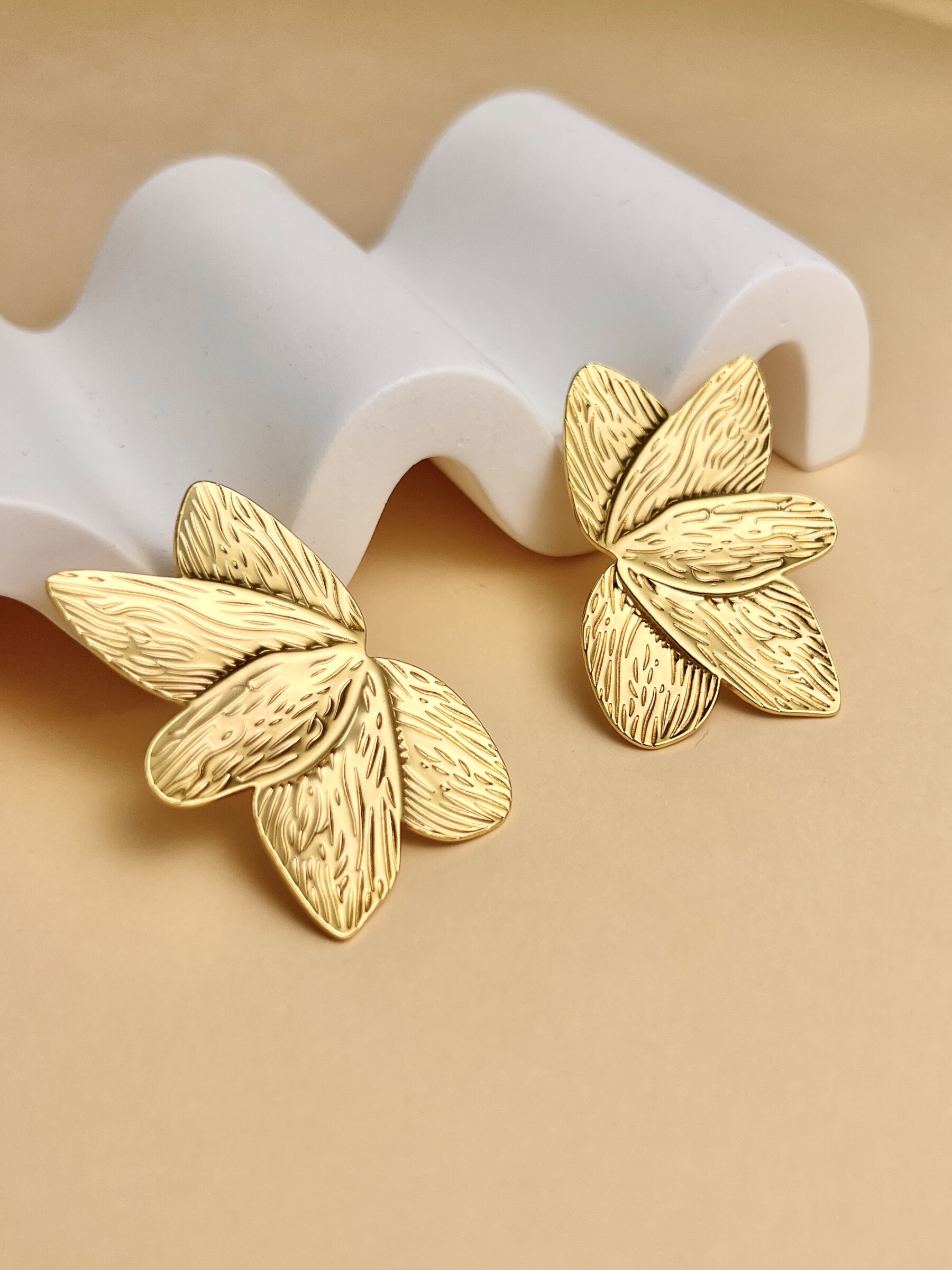 Wholesaler COSMOS - Earrings petals leaves stainless steel