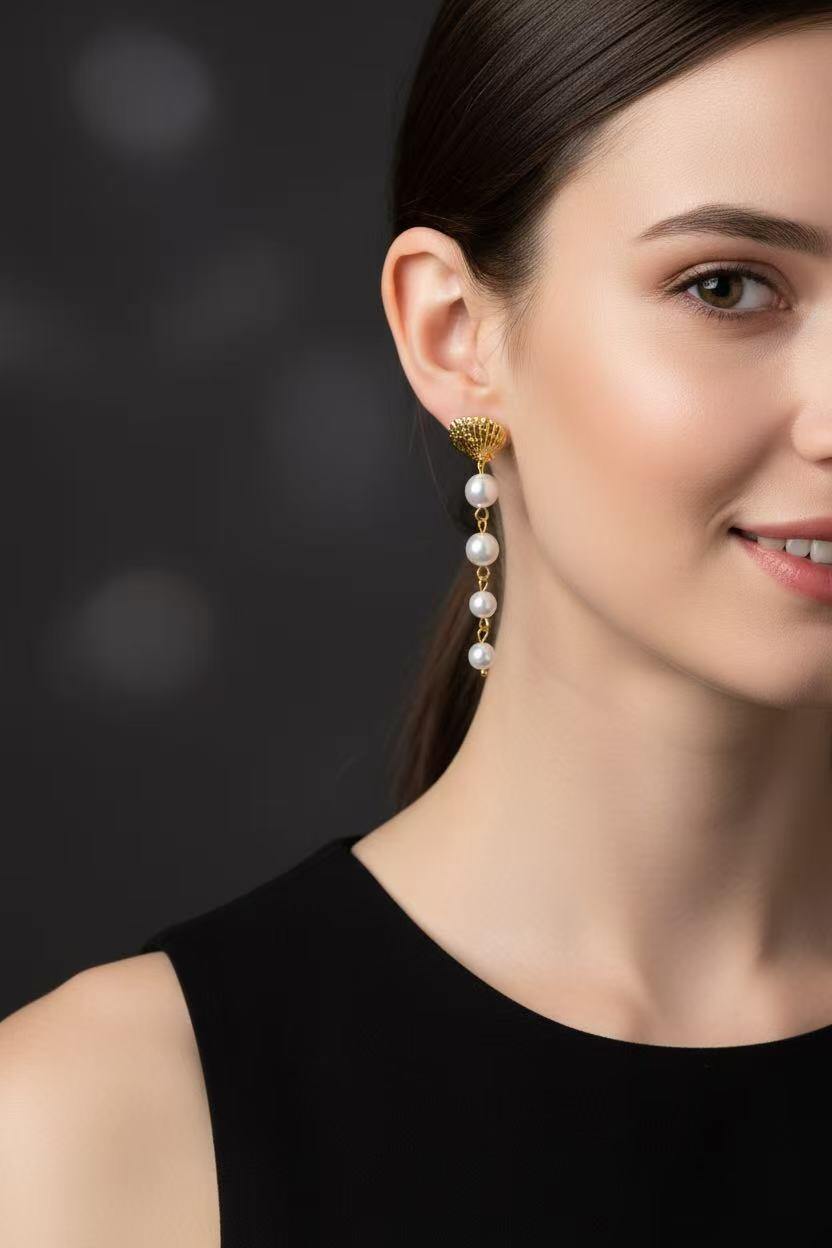 Grossiste COSMOS - Boucles d’Oreilles Coquillage Perles Dorées Acier Inoxydable Marine Chic Élégantes