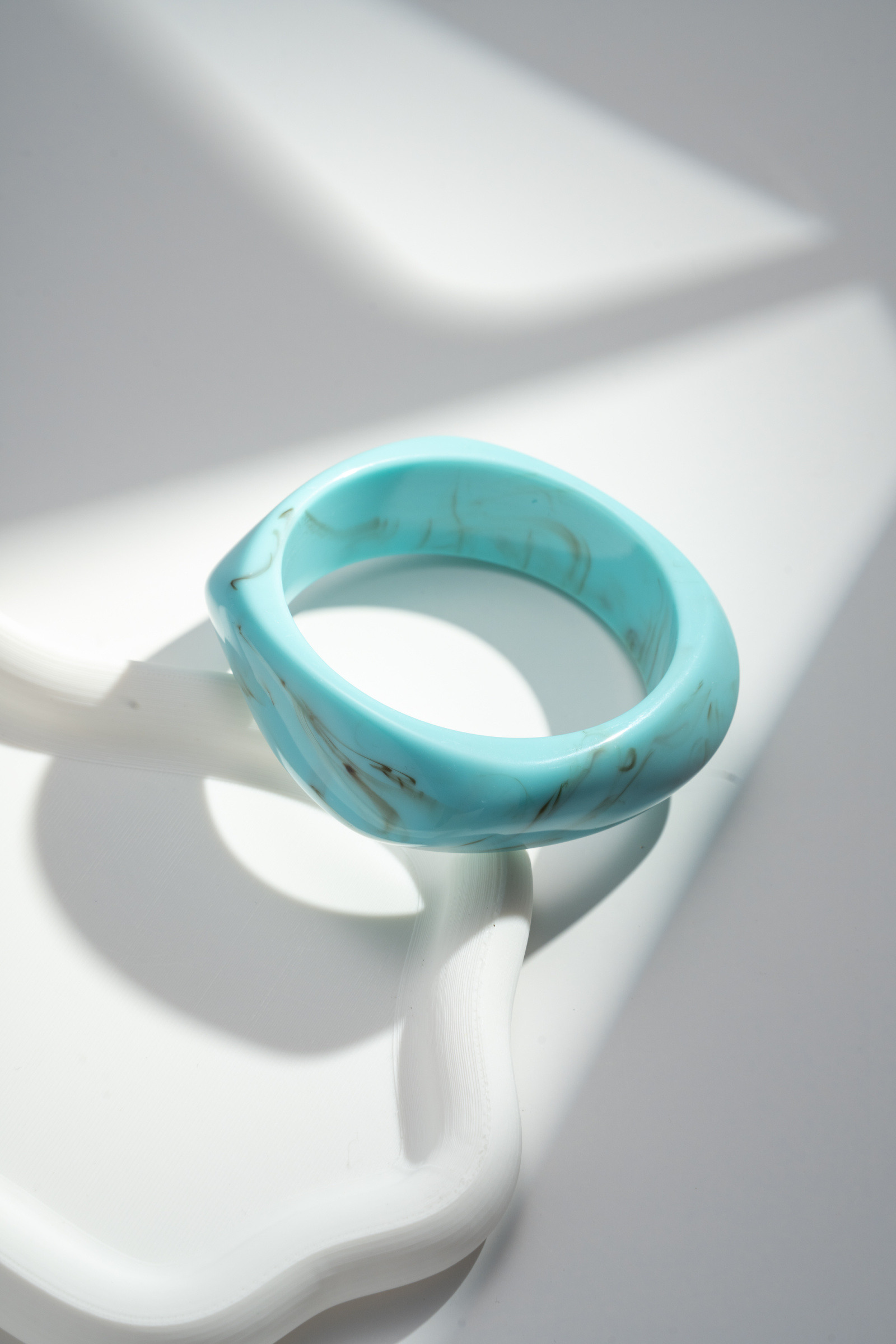 Grossiste COSMOS - Bracelet Jonc Résine Colorée – Tendance & Chic