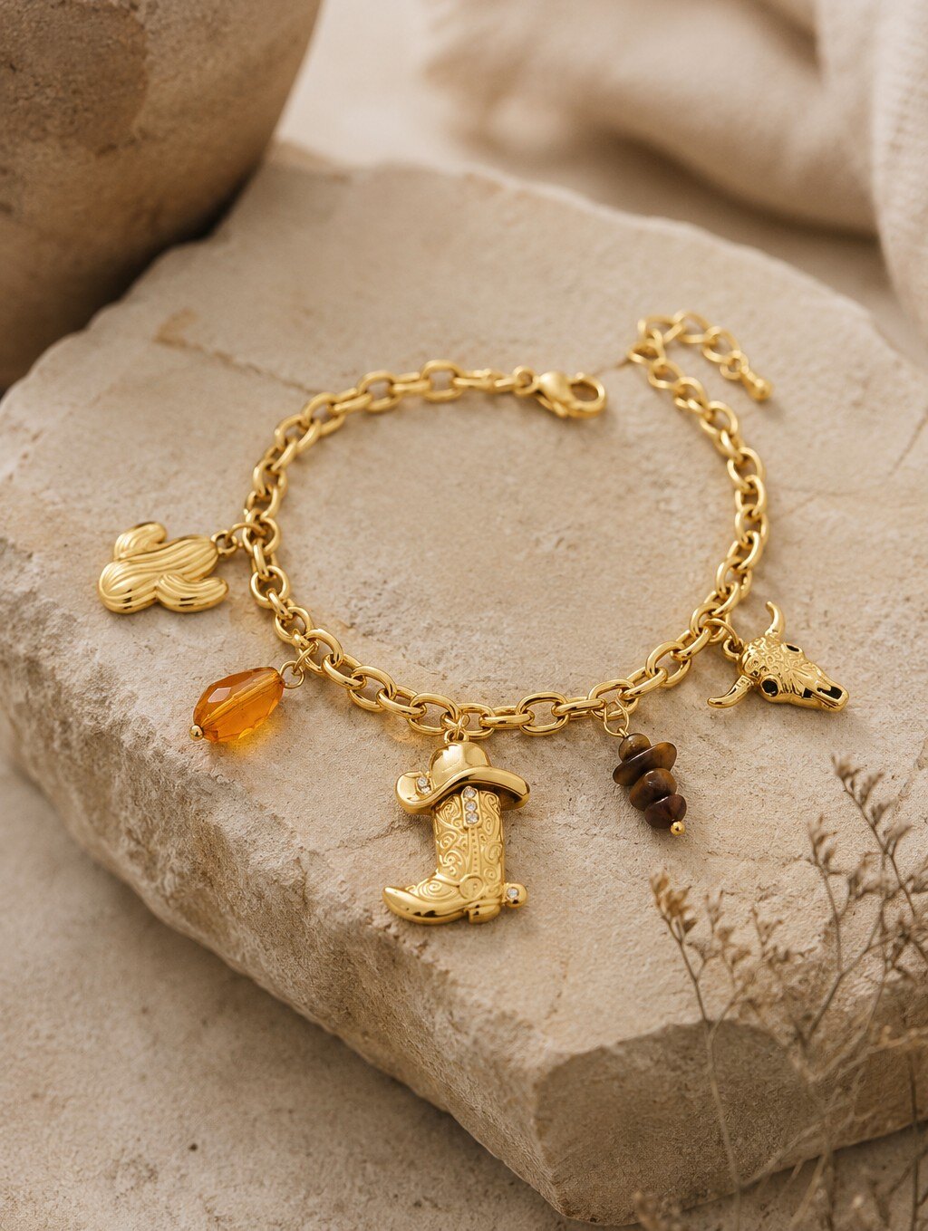 Grossiste COSMOS - Bracelet doré charms western cactus botte taureau perles acier inoxydable tendance