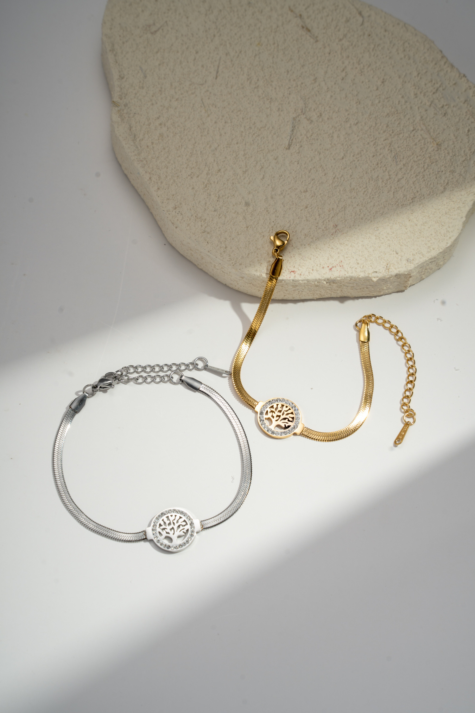 Wholesaler COSMOS - Elegant and symbolic stainless steel Tree of Life bracelet in gold and silver, refined and radiant