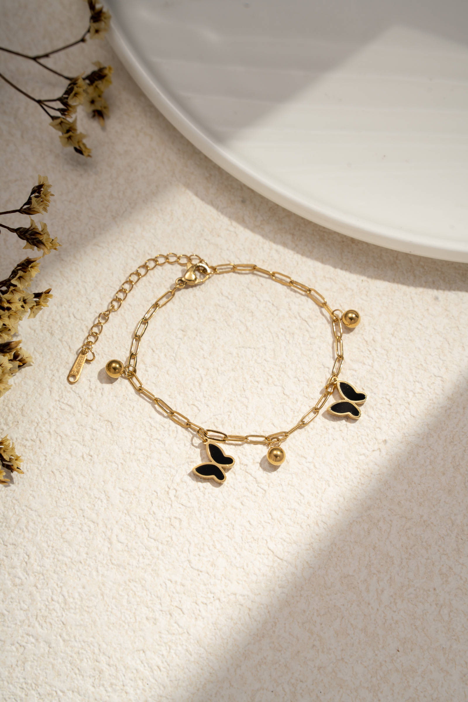 Mayorista COSMOS - Brazalete de acero con encanto de mariposa