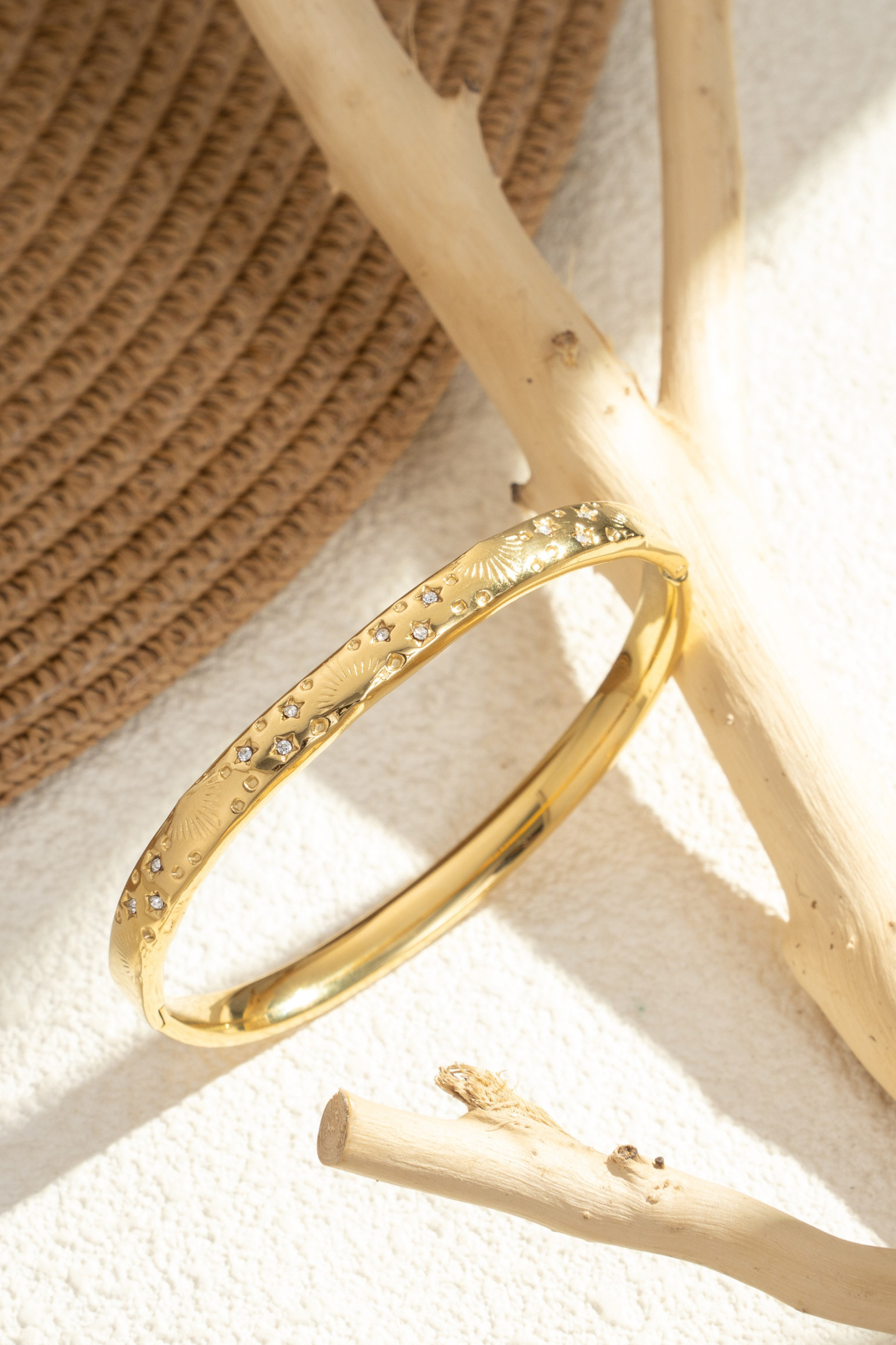 Grossiste COSMOS - Bracelet étoile scintillante acier inoxydable doré délicat élégant tendance femme bijoux lumineux