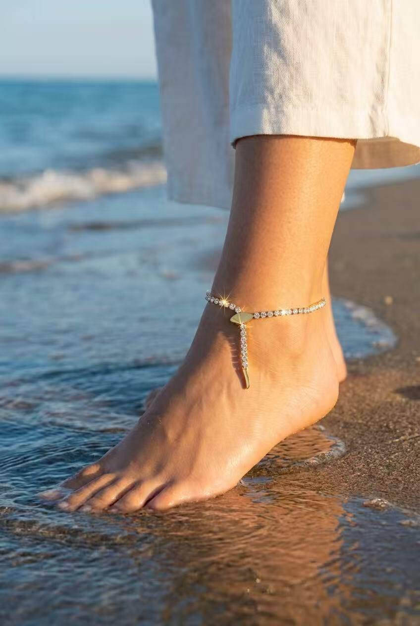 Wholesaler COSMOS - Elegant and shiny fine summer anklet with a snake chain design in gold and silver stainless steel