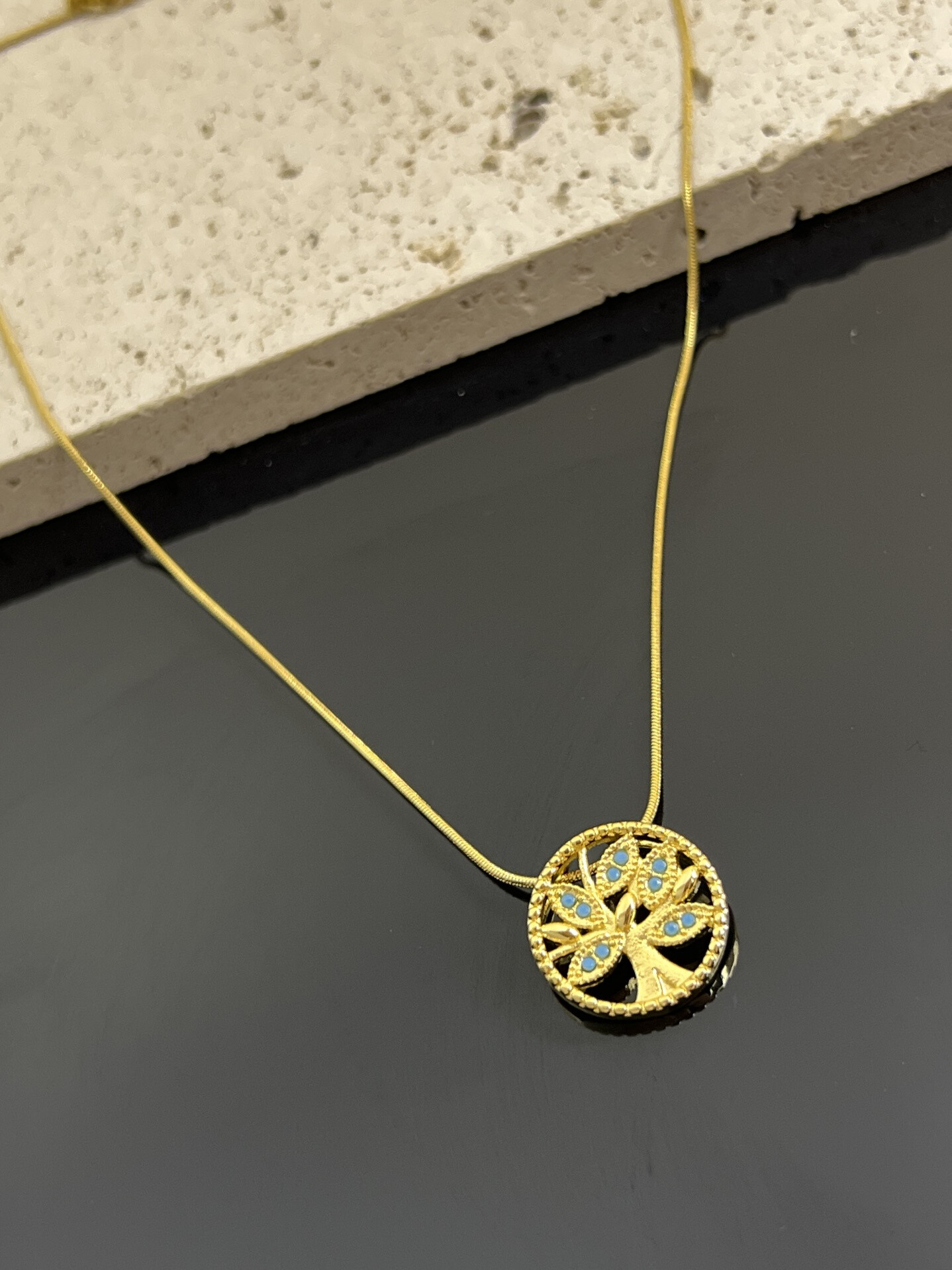 Grossiste COSMOS - Collier Arbre de Vie – Chaîne Fine en Acier Inoxydable