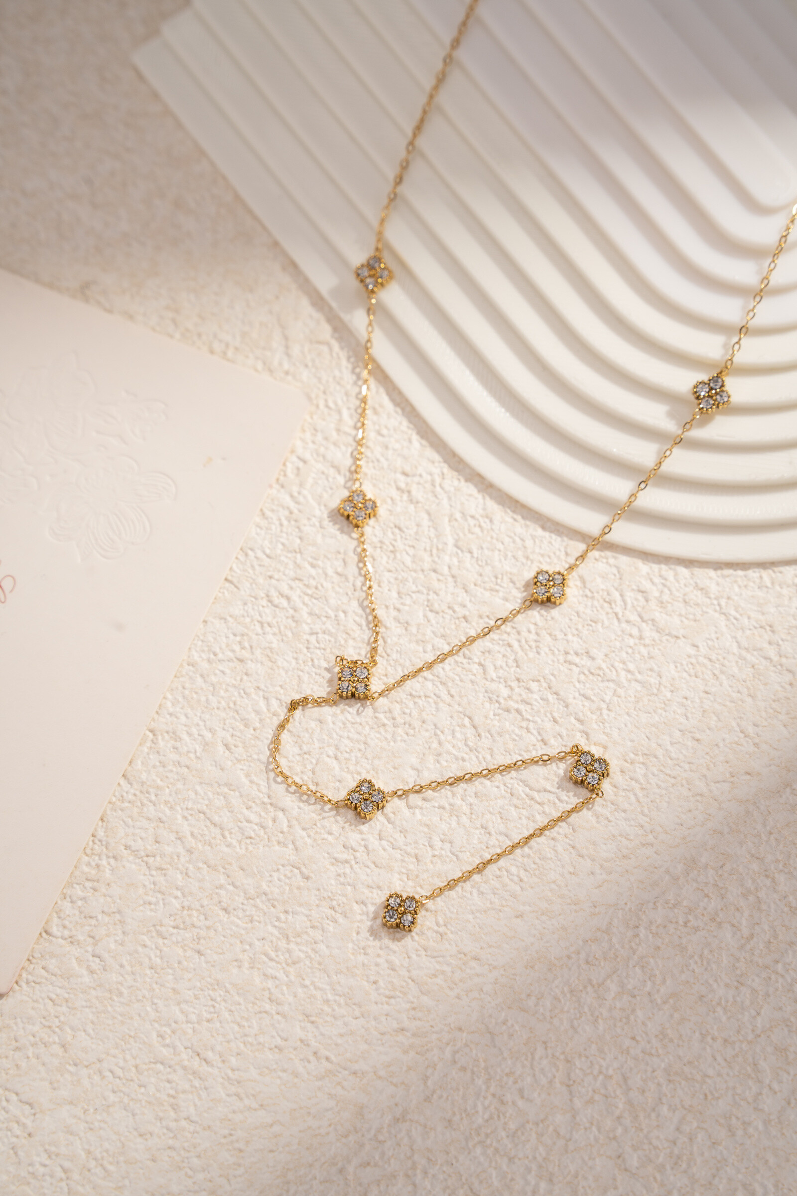 Wholesaler COSMOS - Stainless Steel Y Necklace with Crystal Flower
